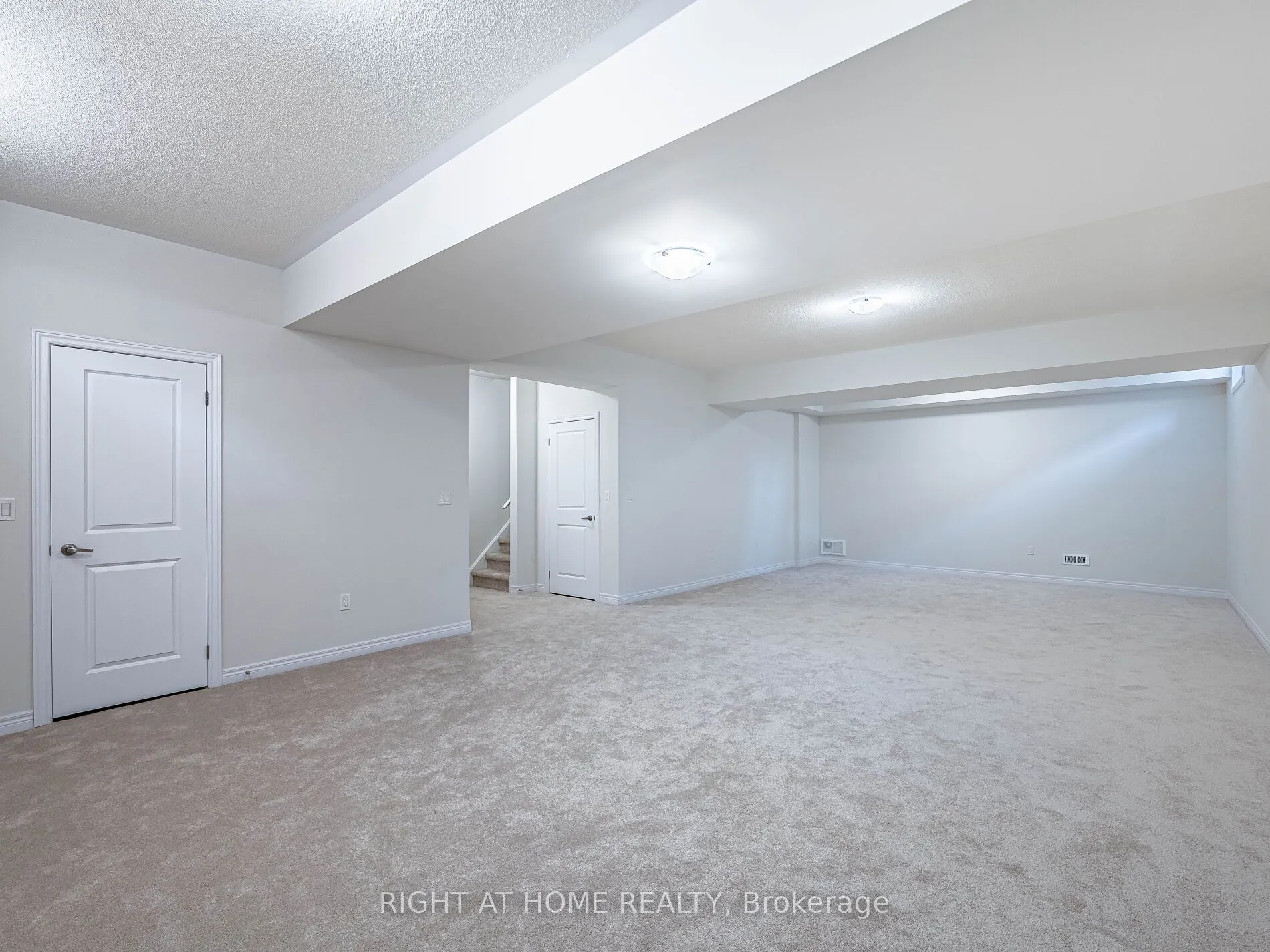 16 Charing Cross Gate