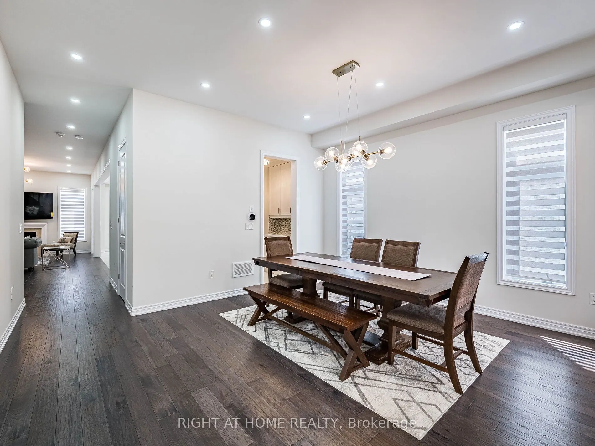 16 Charing Cross Gate