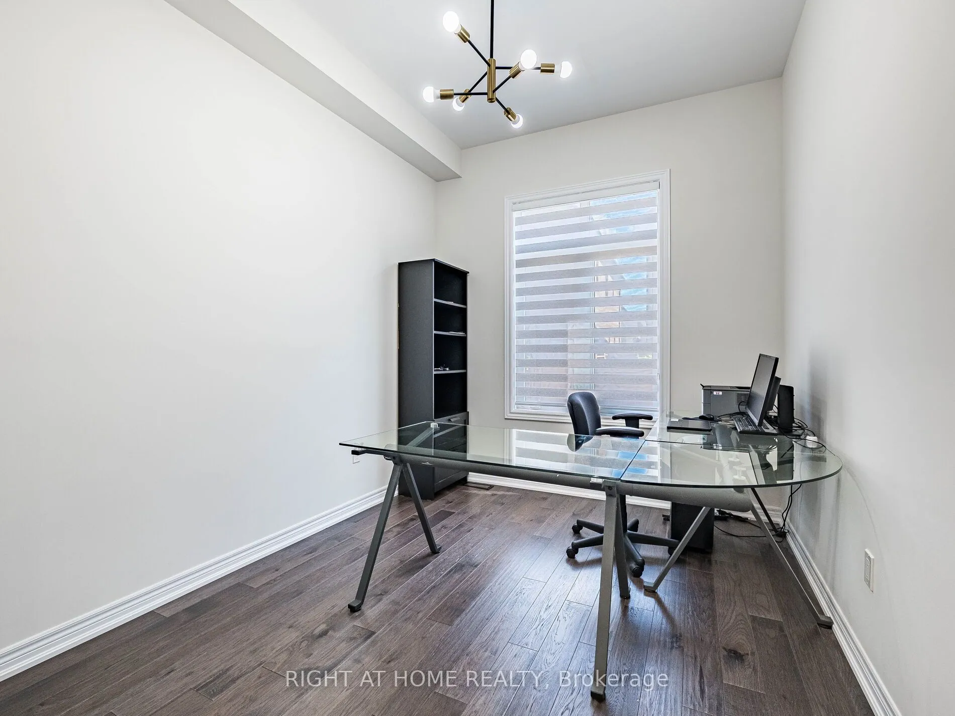 16 Charing Cross Gate