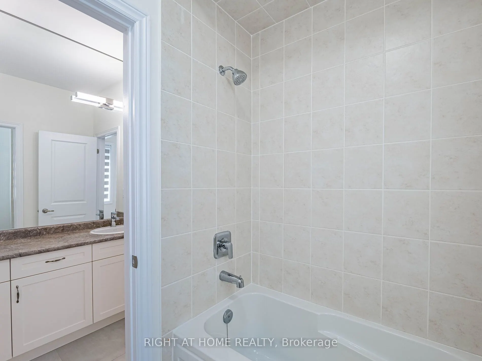 16 Charing Cross Gate