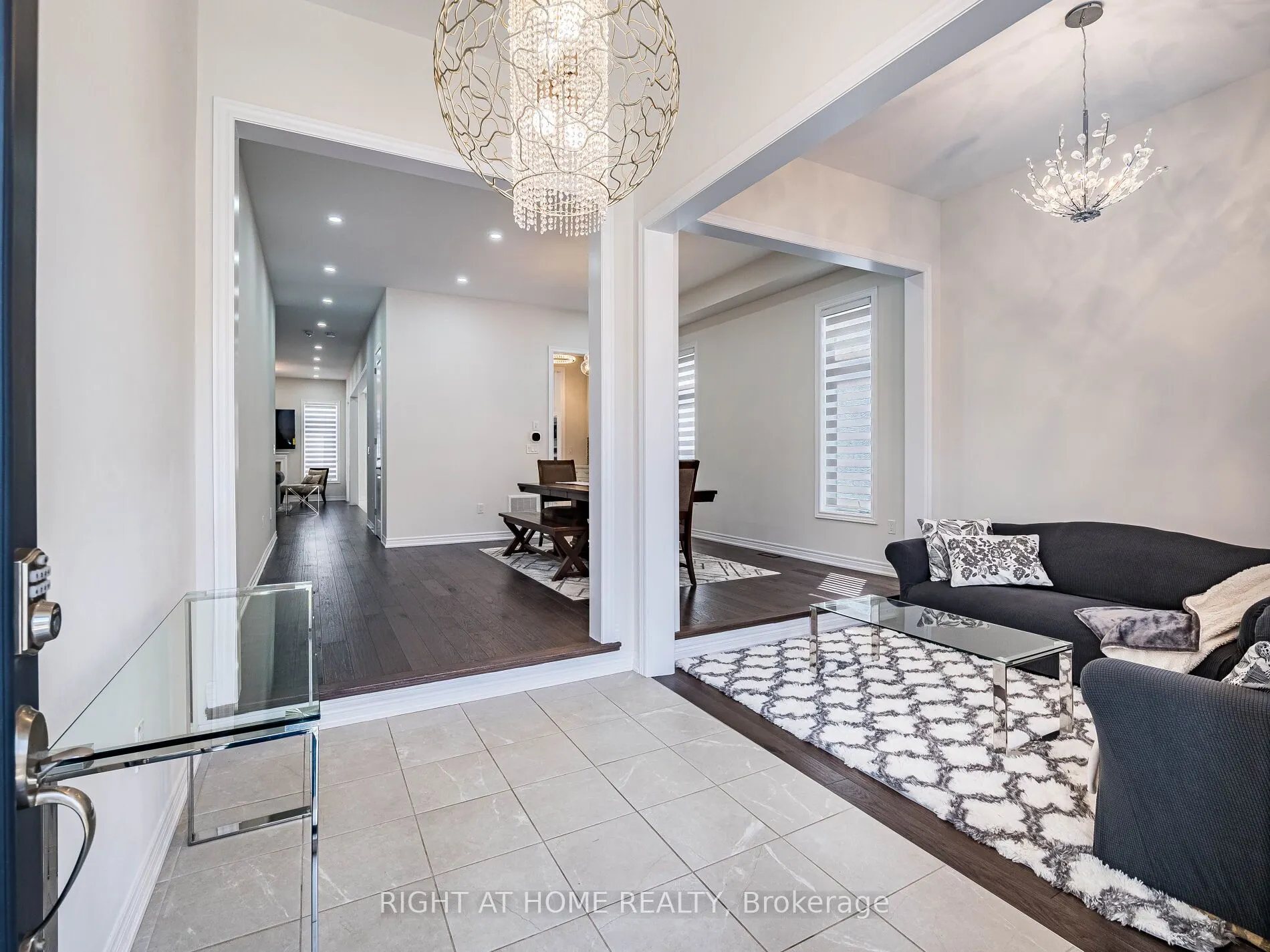 16 Charing Cross Gate