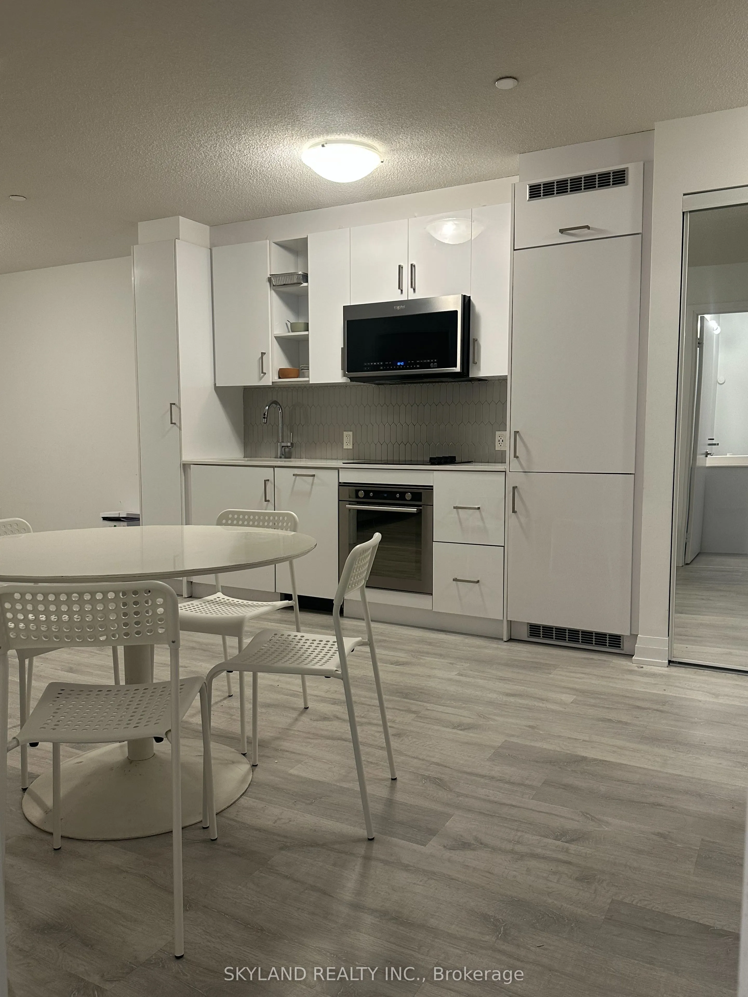 251 Manitoba Street, #205