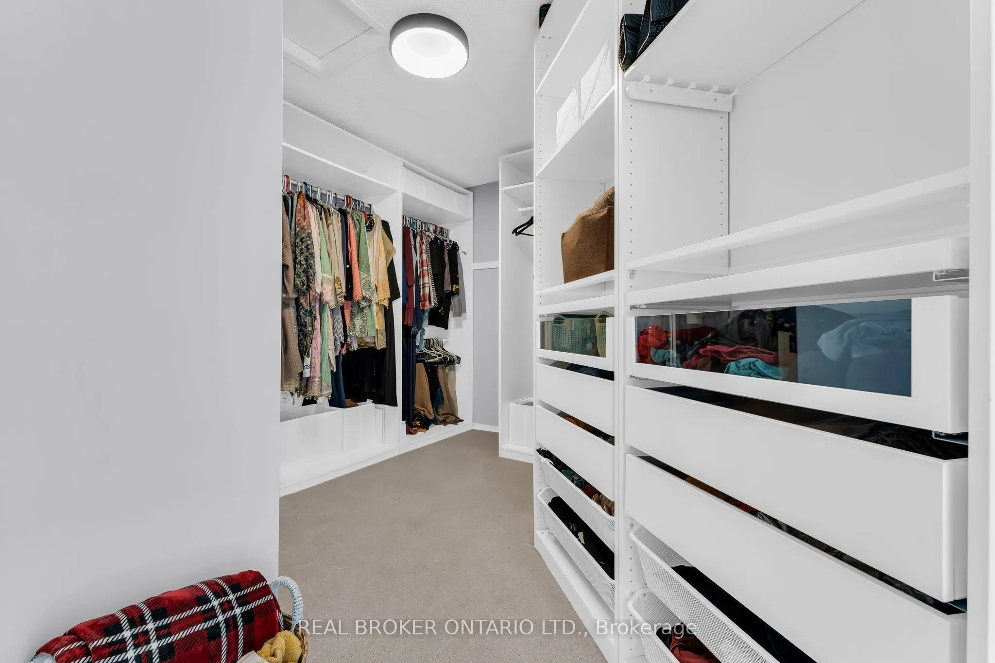 2293 Woodcrest Drive