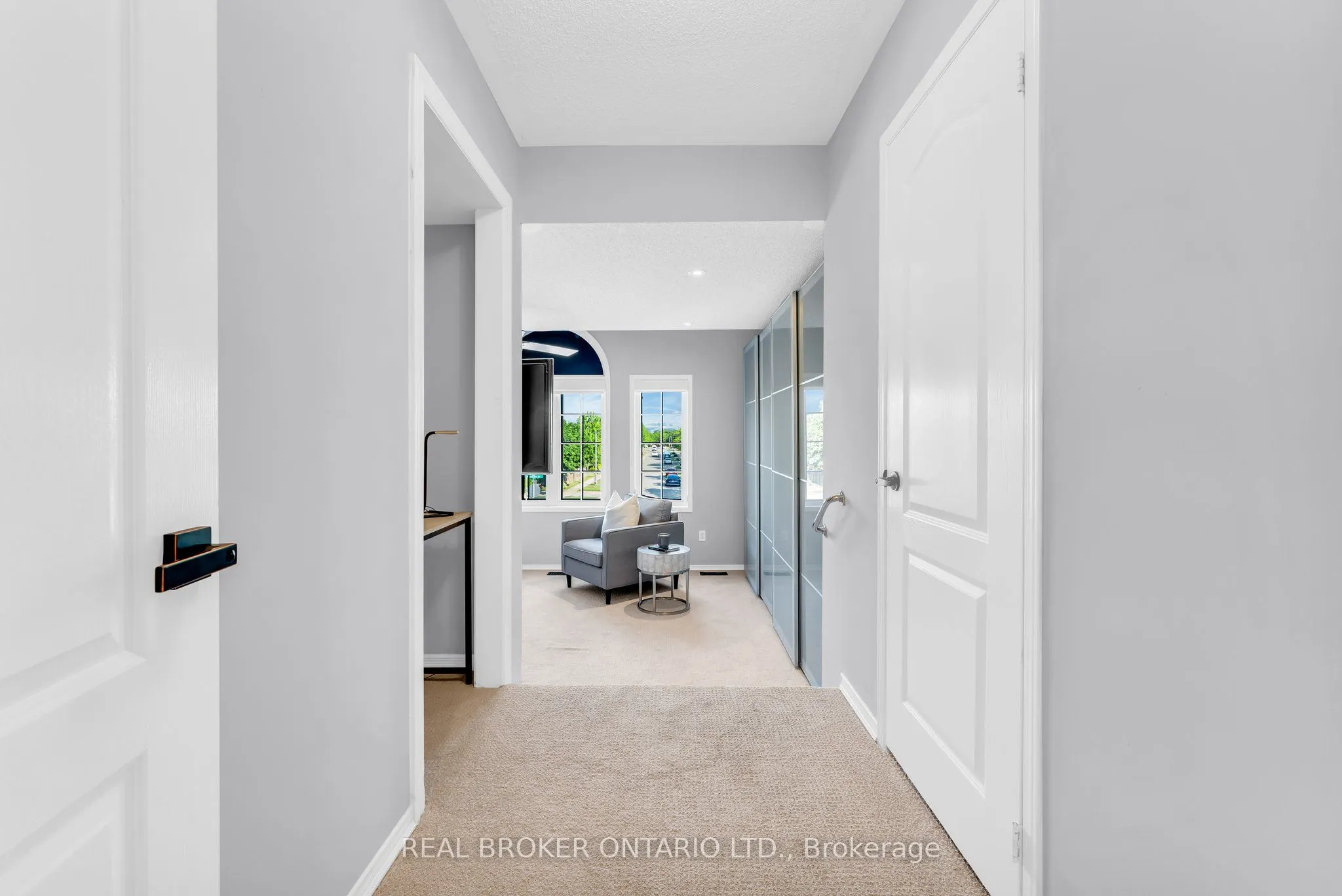 2293 Woodcrest Drive