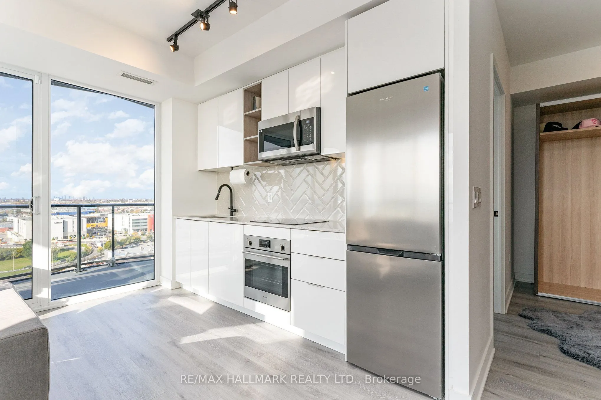 36 Zorra Street S, #1509