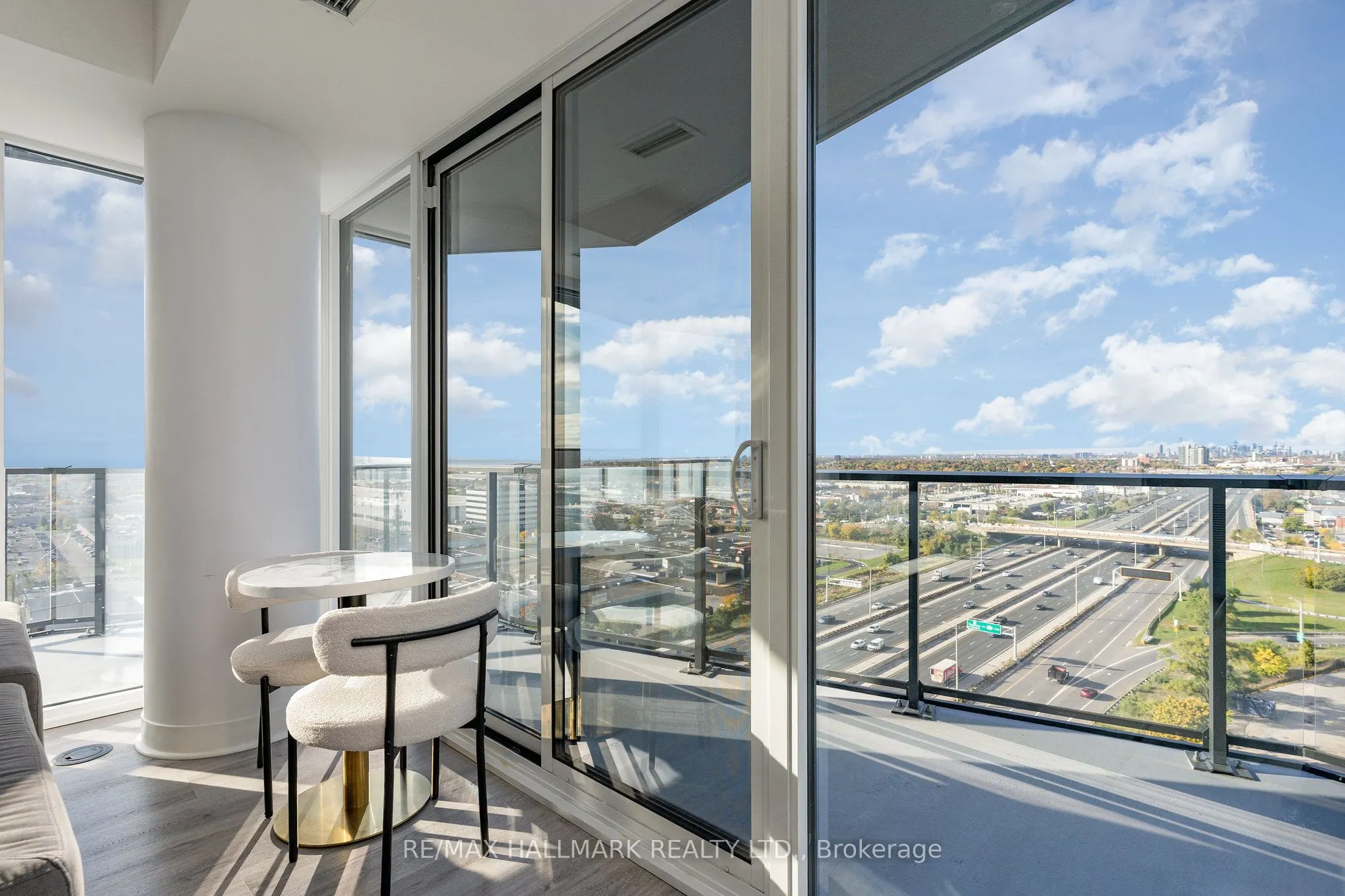 36 Zorra Street S, #1509