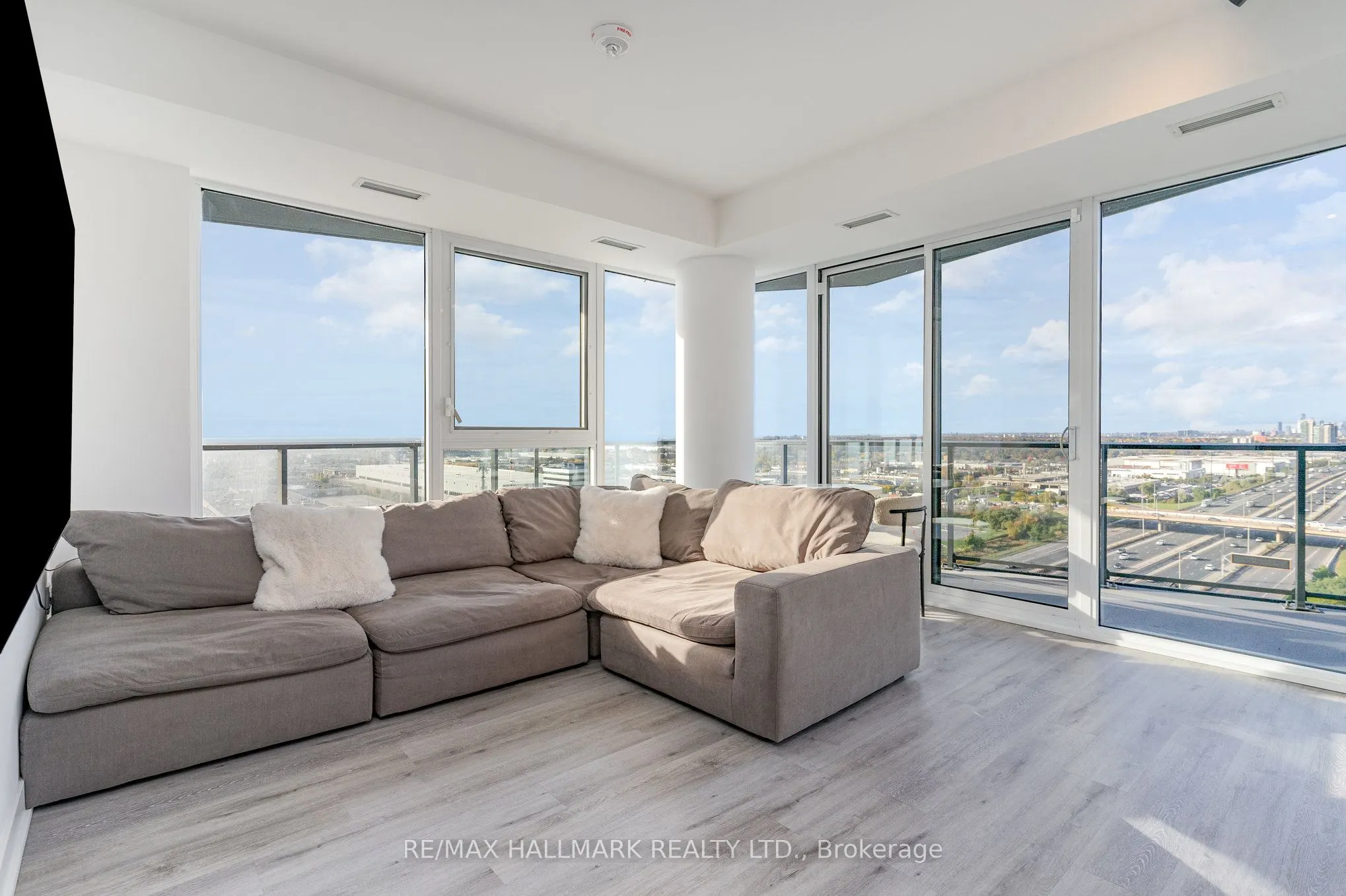 36 Zorra Street S, #1509