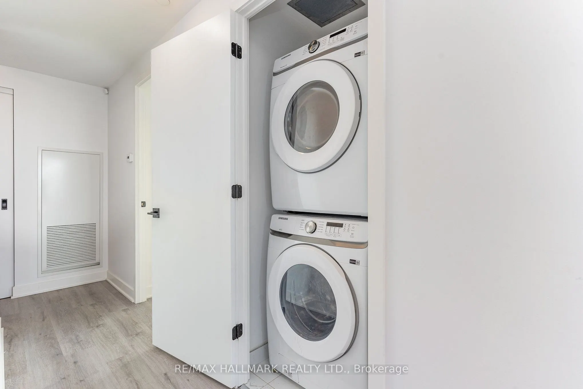 36 Zorra Street S, #1509