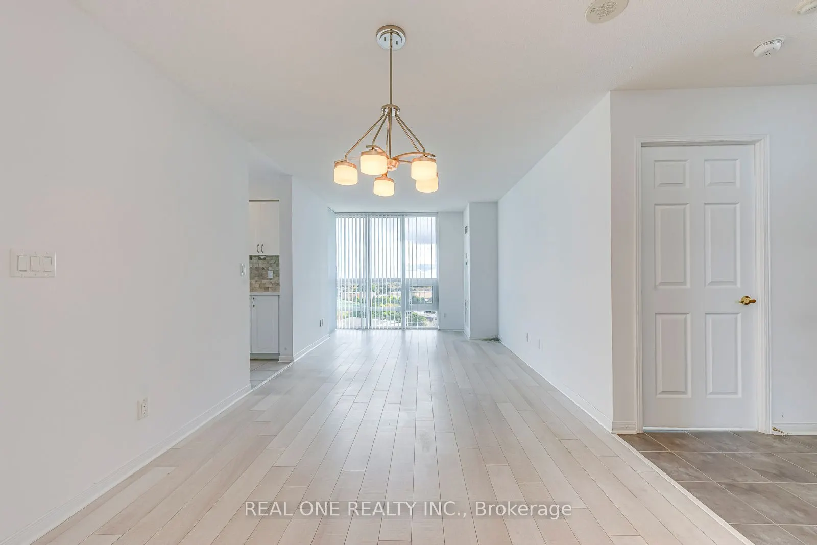 4900 Glen Erin Drive, #1003