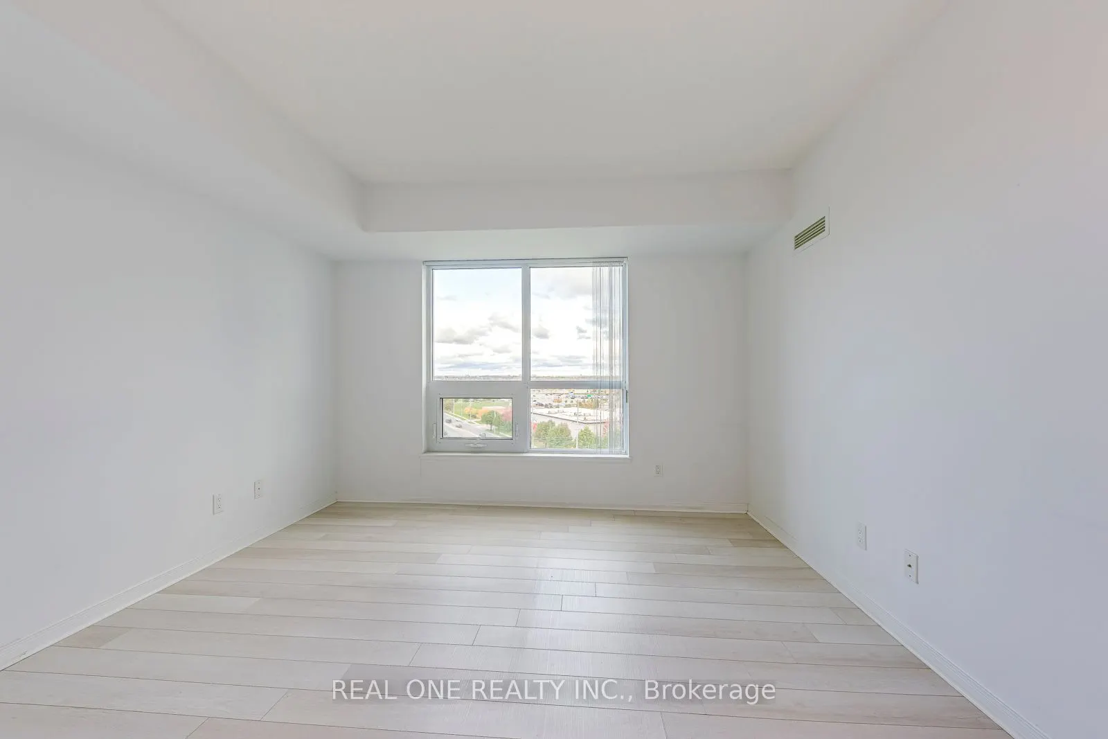 4900 Glen Erin Drive, #1003