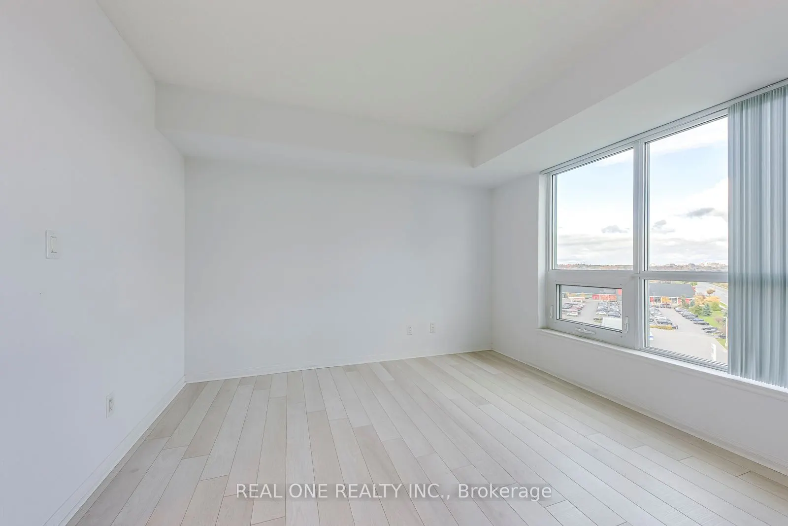 4900 Glen Erin Drive, #1003