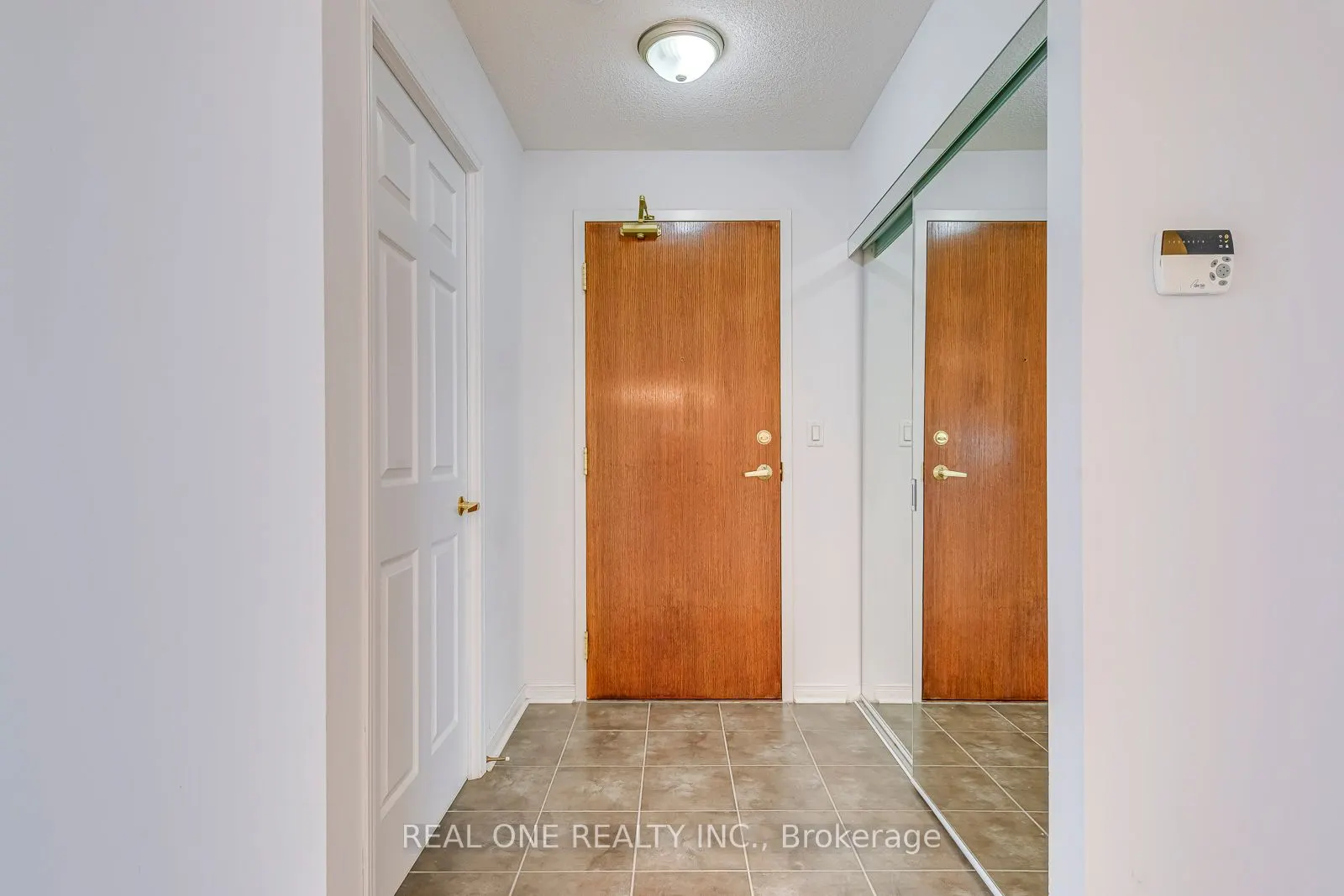 4900 Glen Erin Drive, #1003