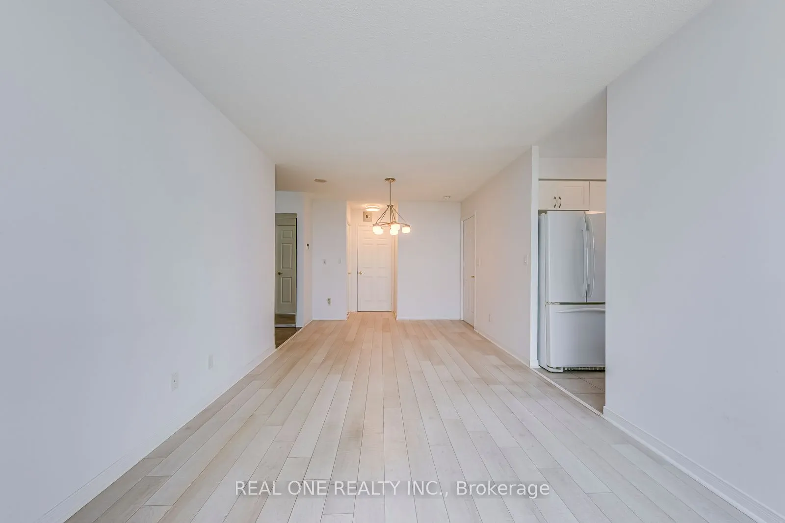 4900 Glen Erin Drive, #1003