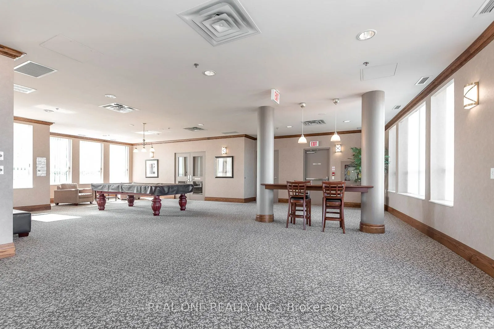 4900 Glen Erin Drive, #1003