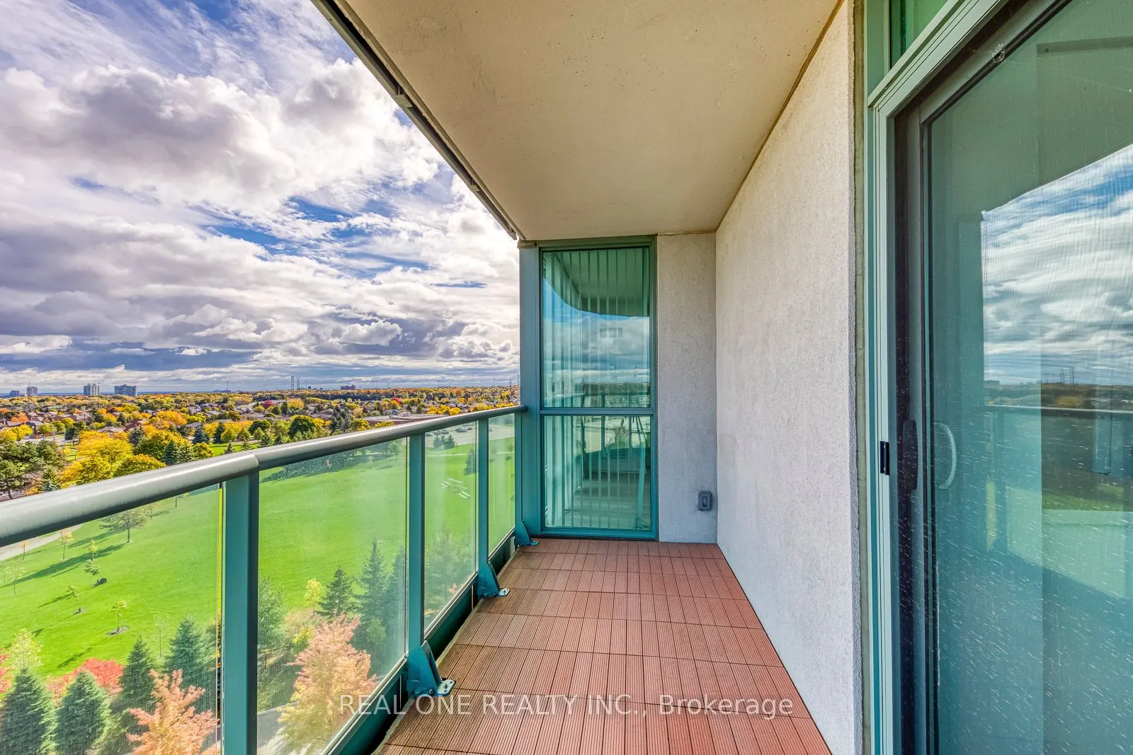 4900 Glen Erin Drive, #1003