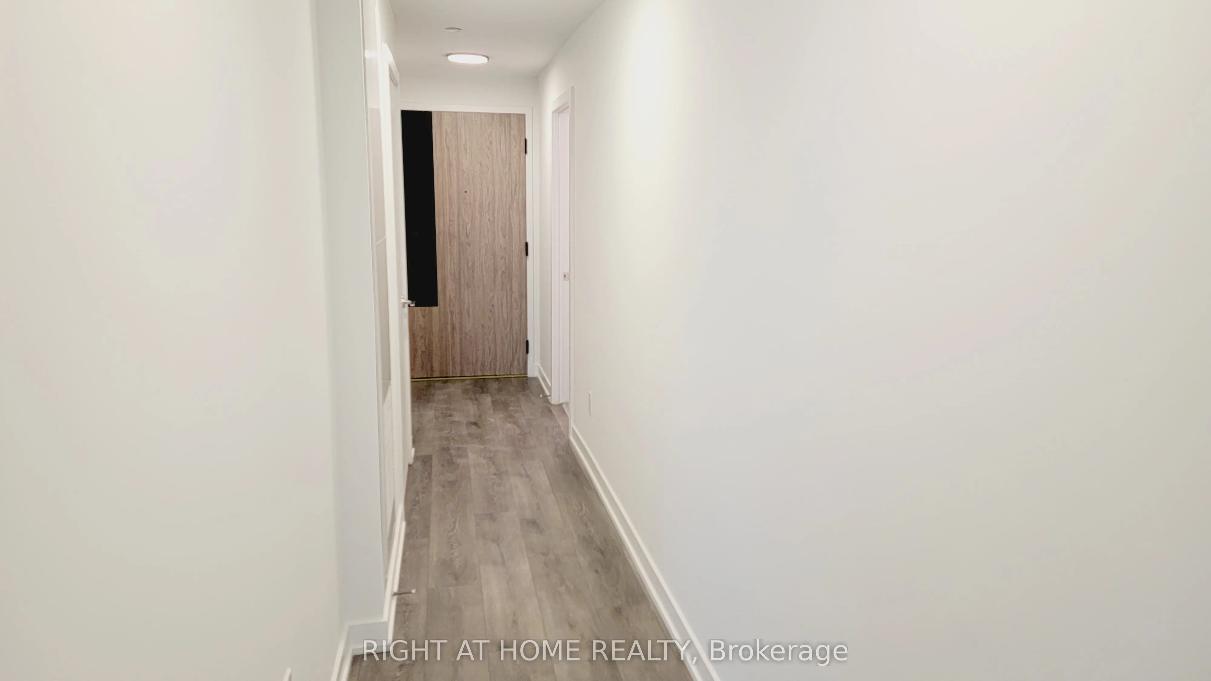 1007 The Queensway, #411