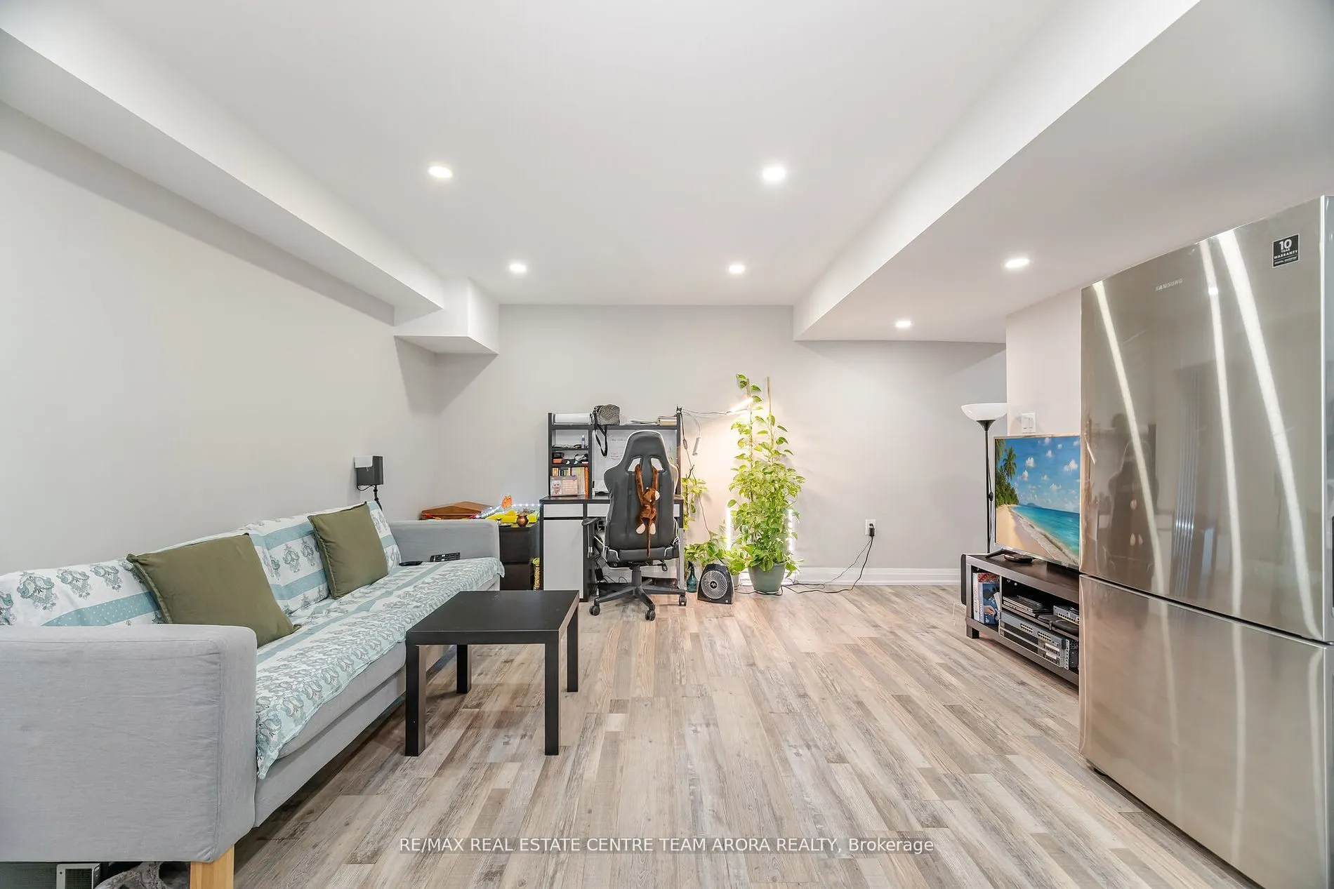 110 Lloyd Sanderson Drive