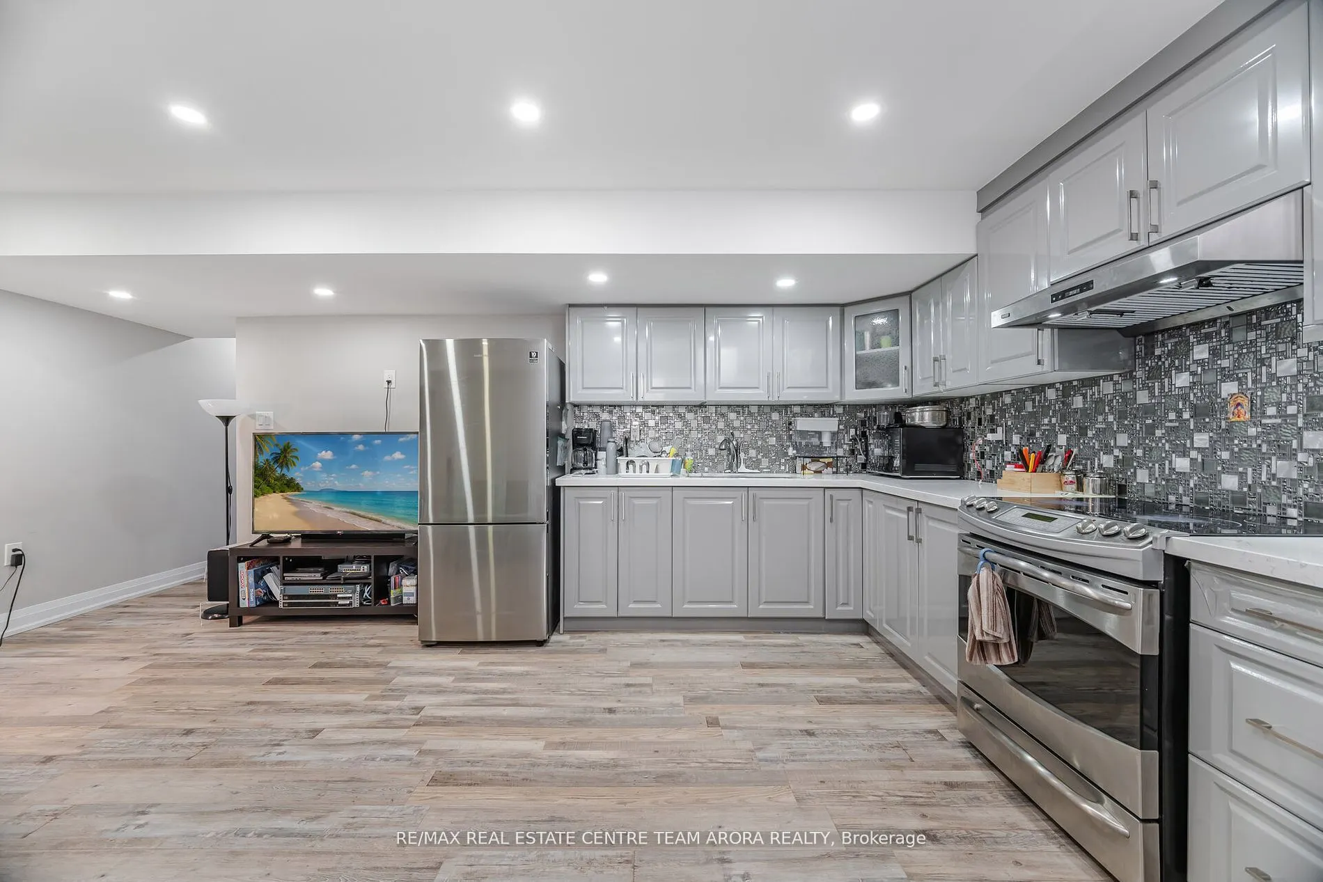 110 Lloyd Sanderson Drive