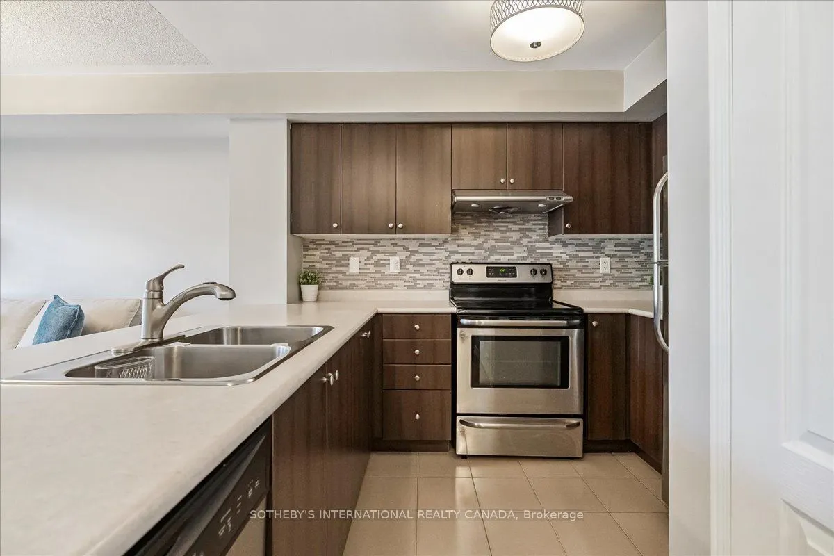 5625 Oscar Peterson Boulevard, #19