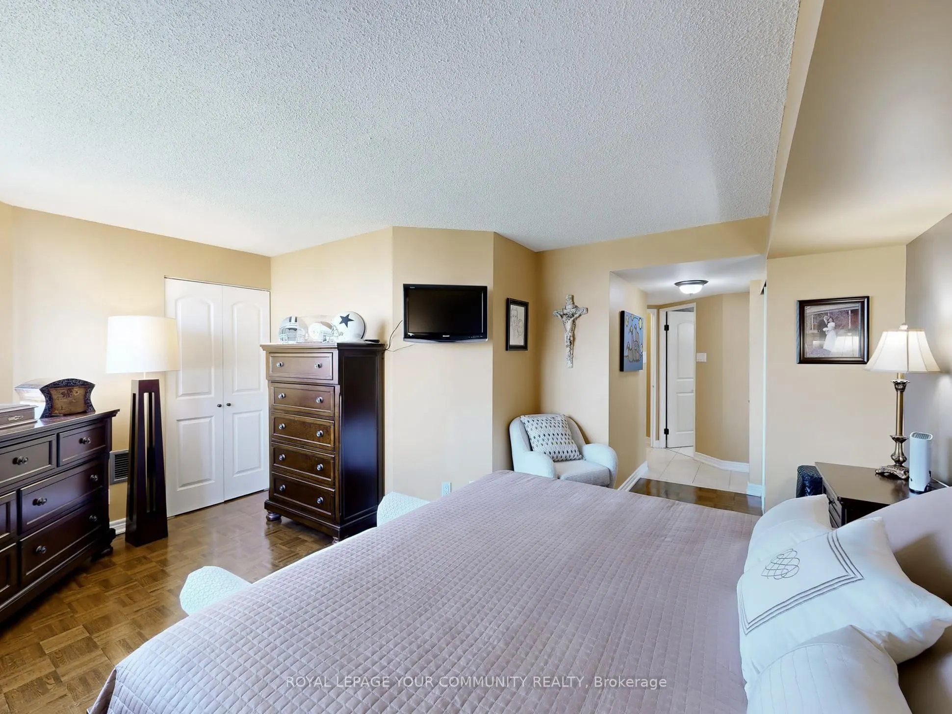 61 Markbrook Lane, #1611