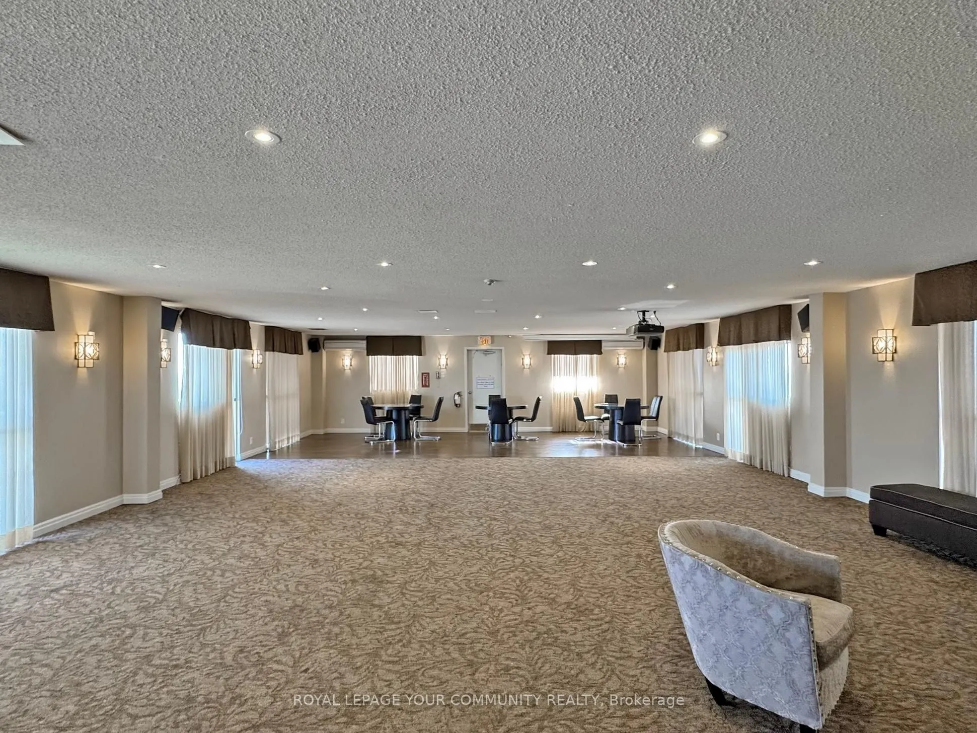 61 Markbrook Lane, #1611