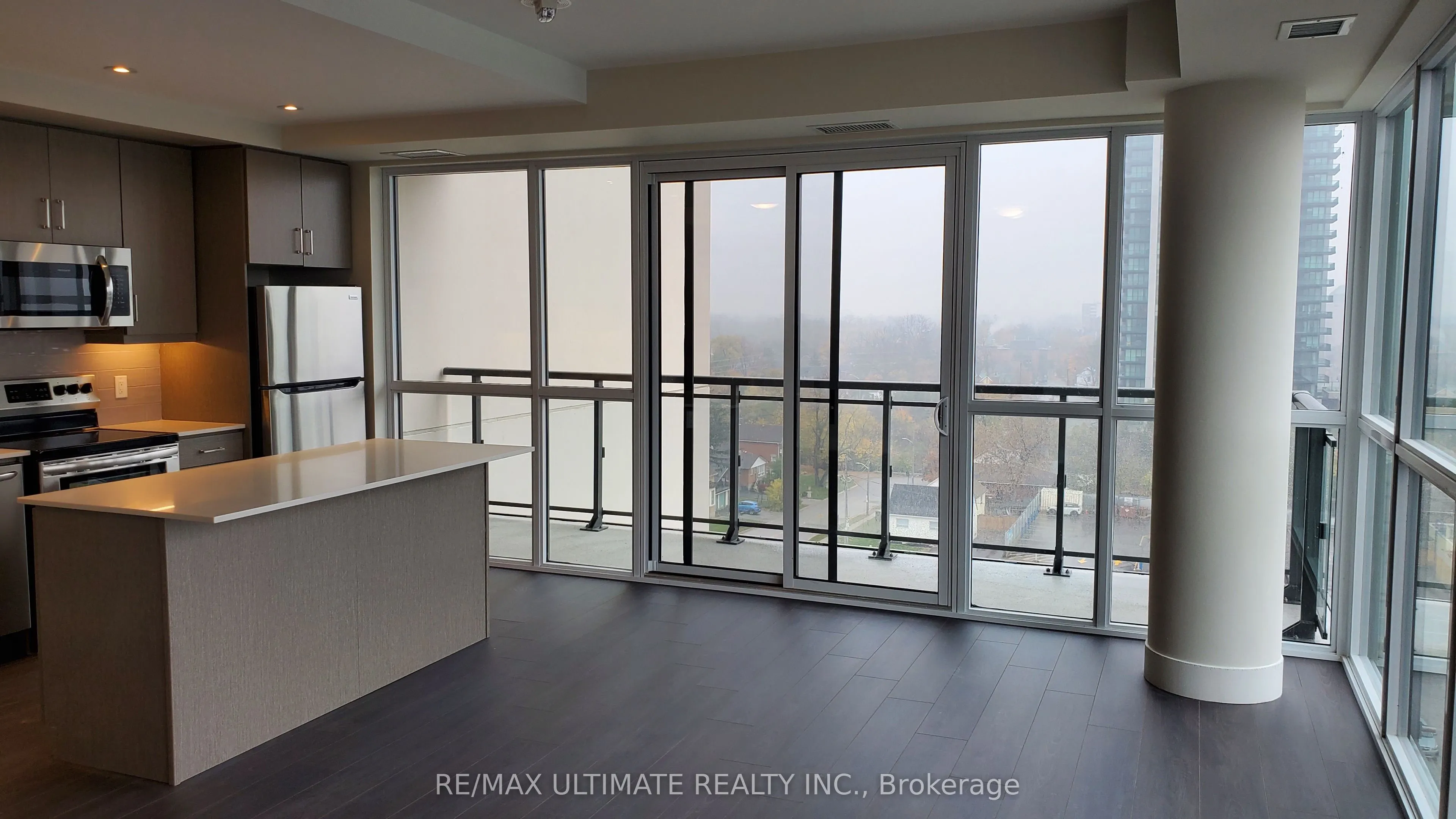 15 Lynch Street, #708