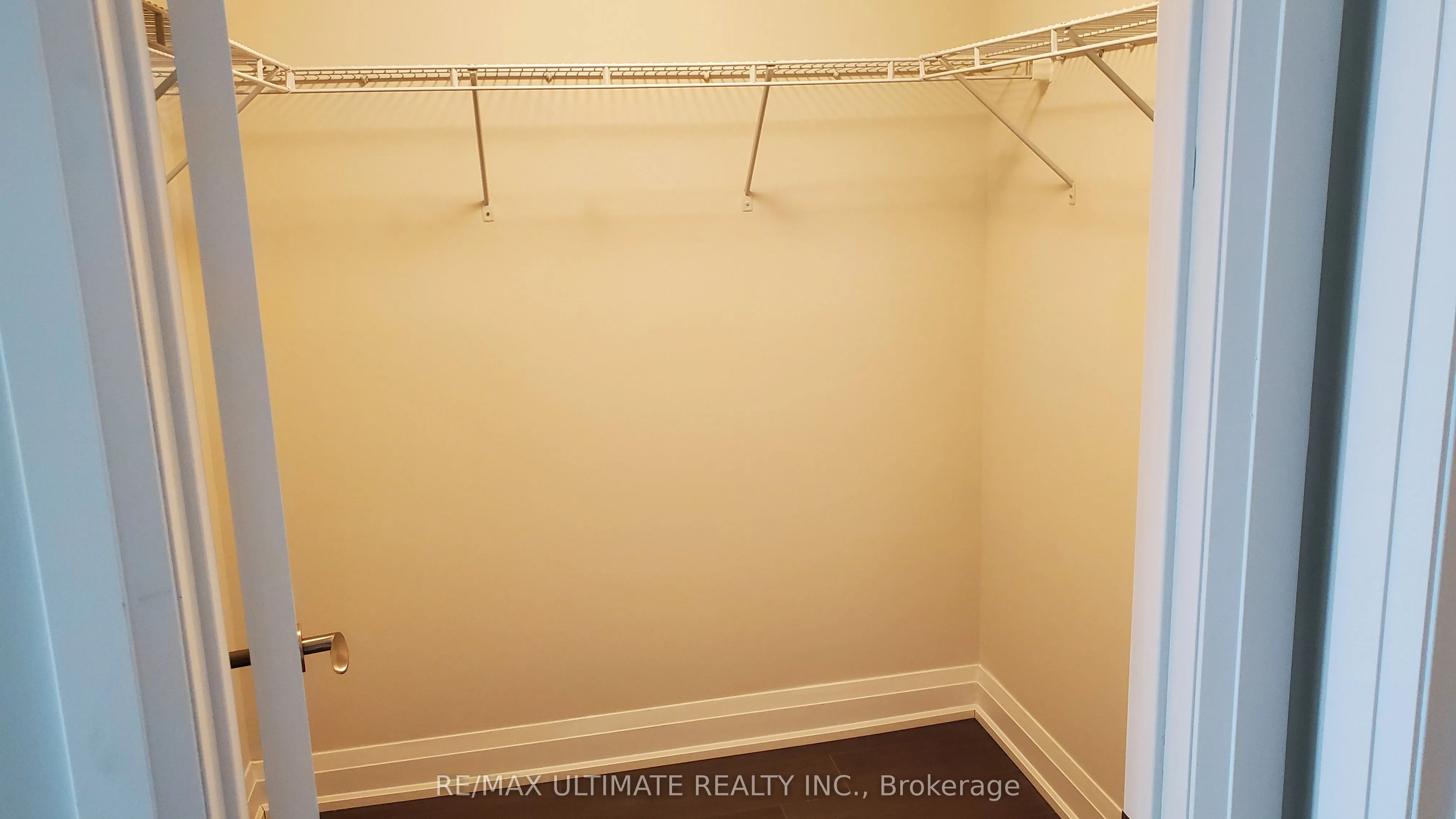 15 Lynch Street, #708