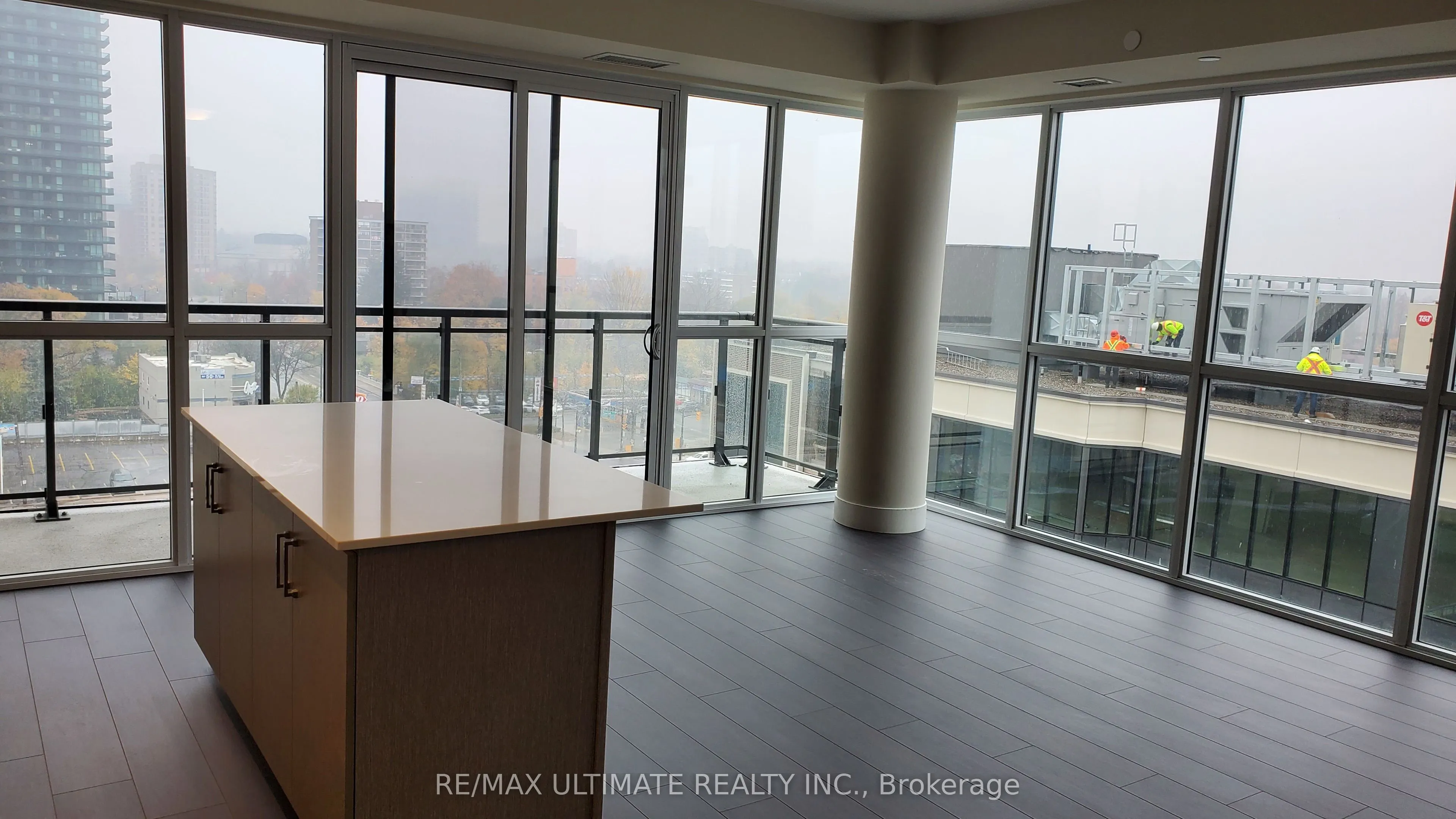 15 Lynch Street, #708