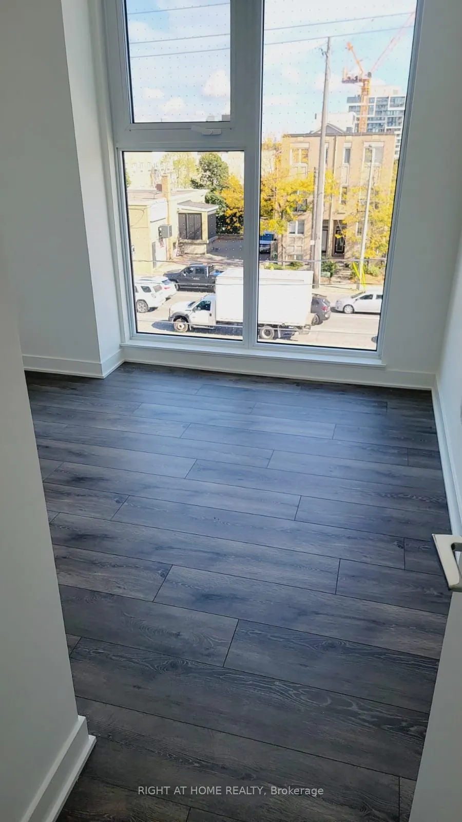 1007 The Queensway, #223