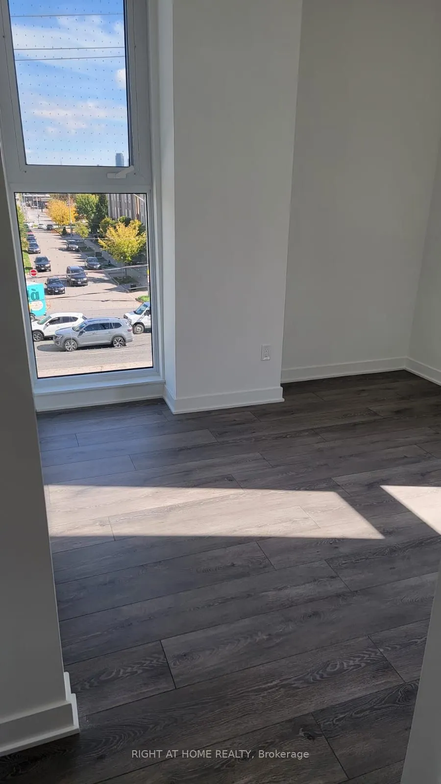 1007 The Queensway, #223