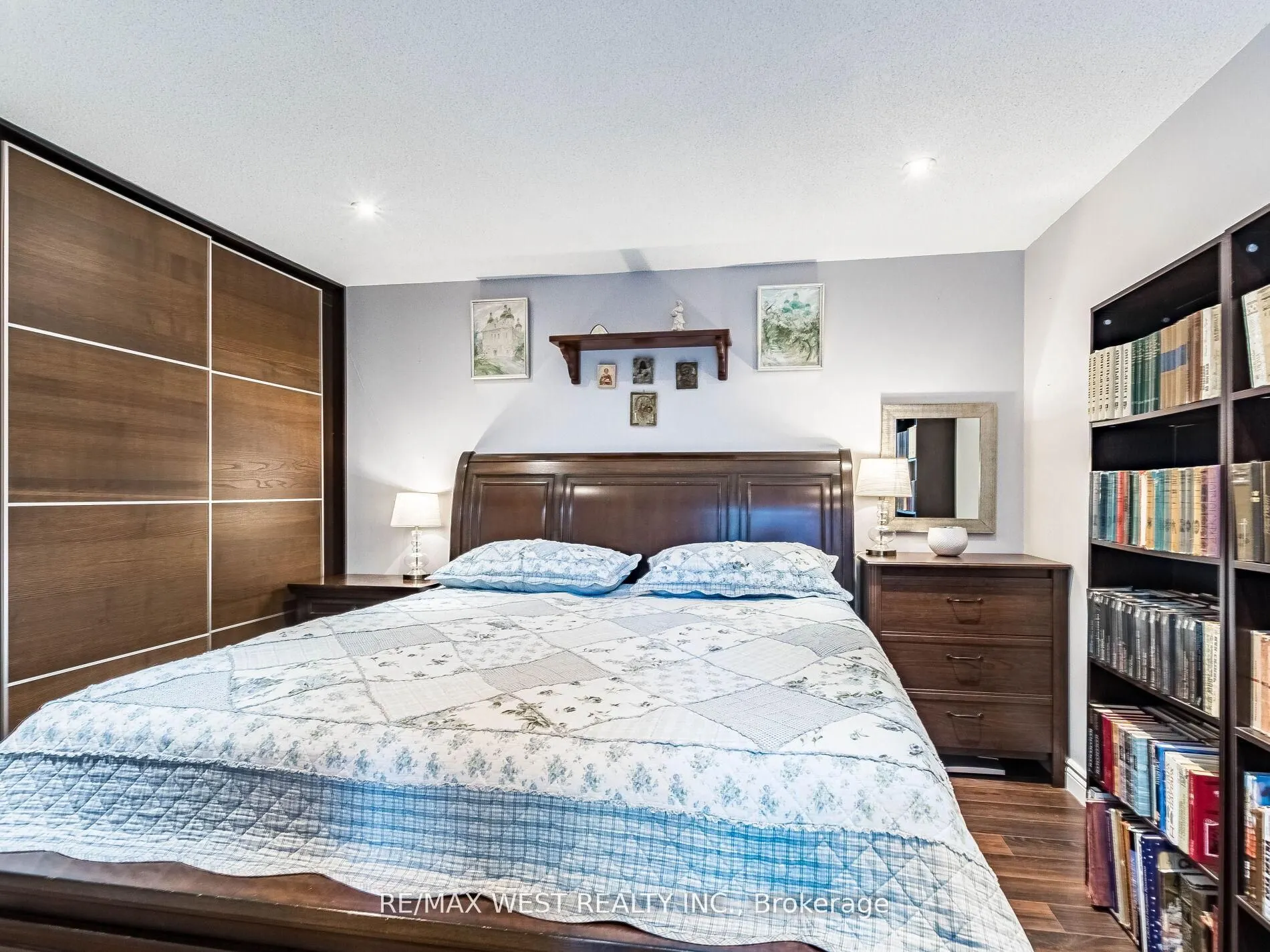 9 Michael Power Place, #101