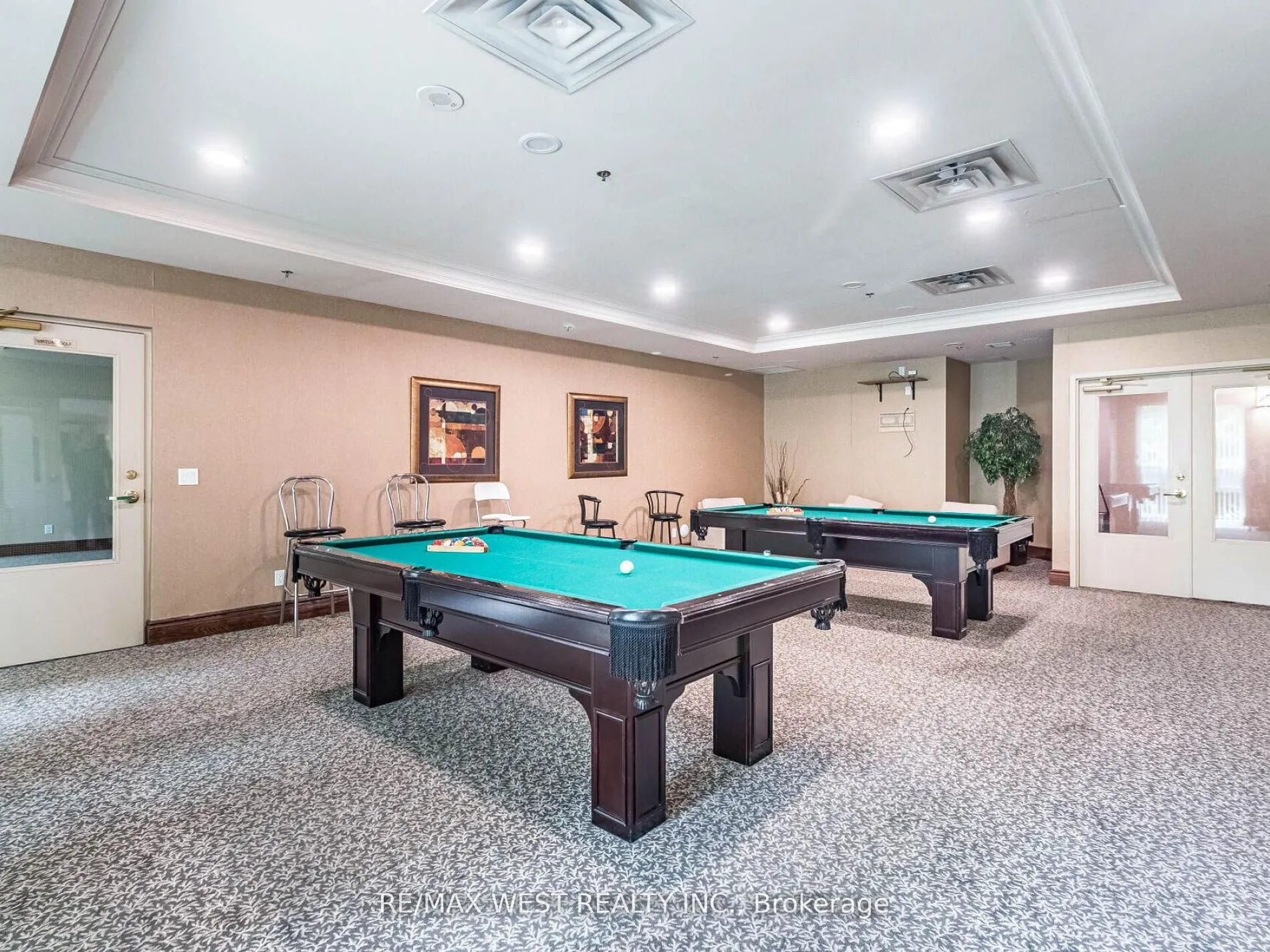 9 Michael Power Place, #101