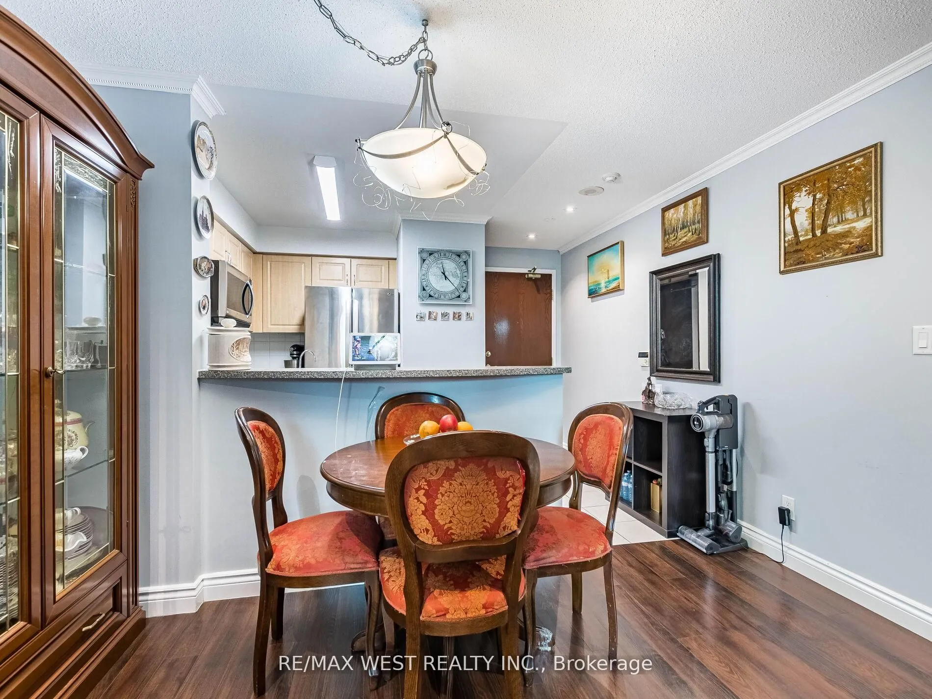 9 Michael Power Place, #101