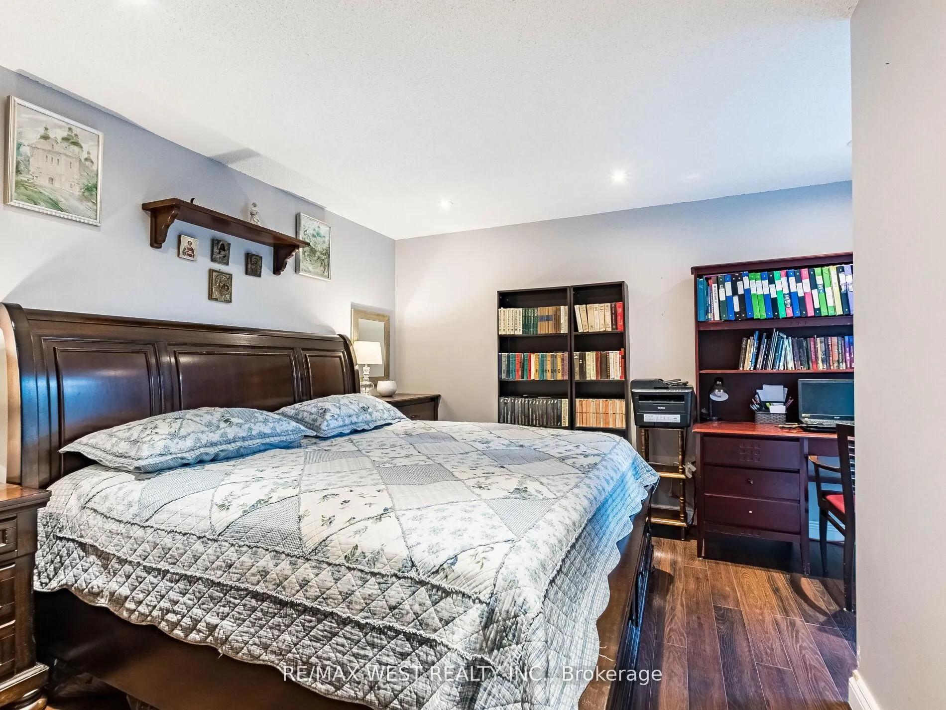 9 Michael Power Place, #101