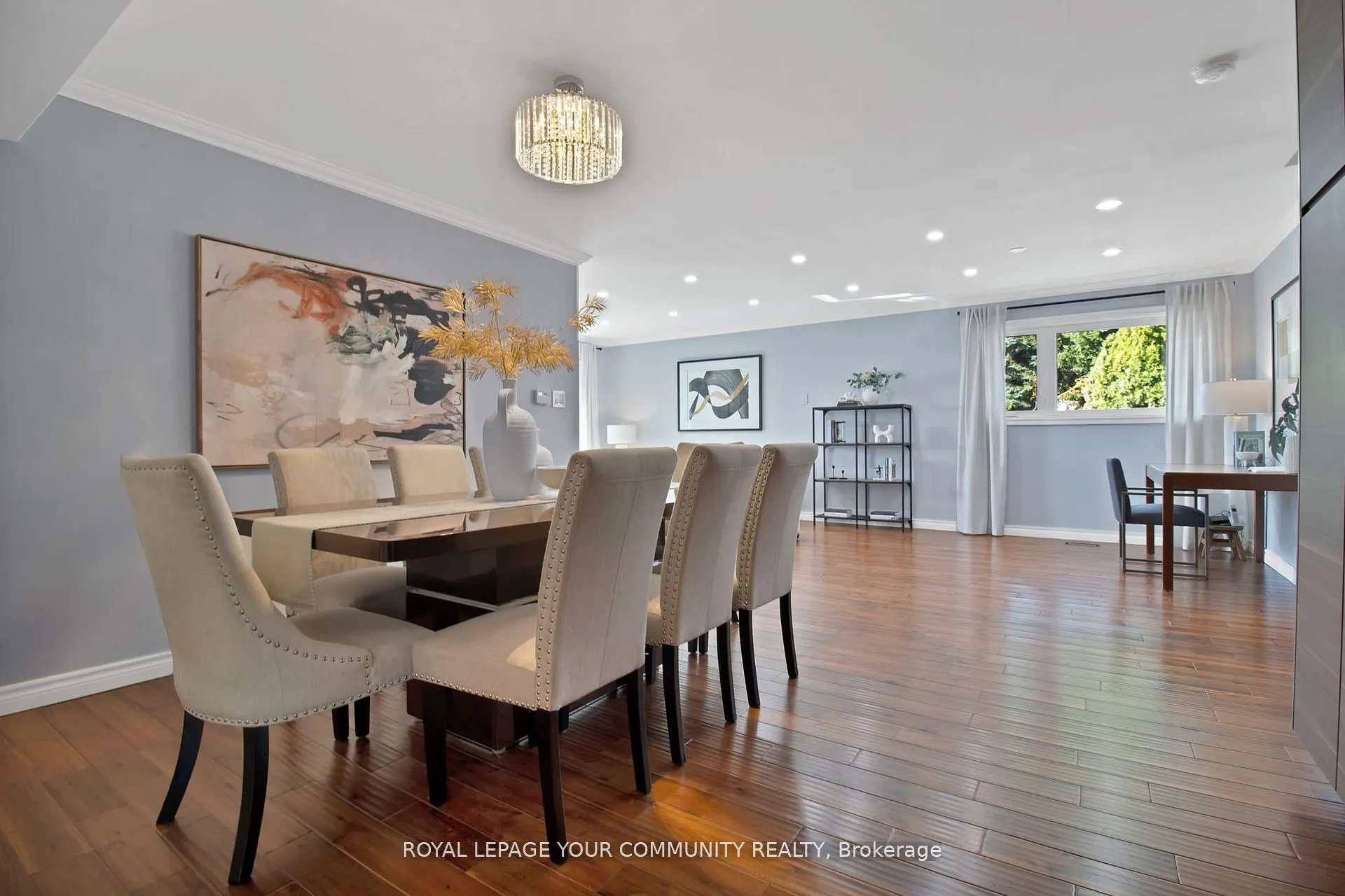 651 Burnhamthorpe Road