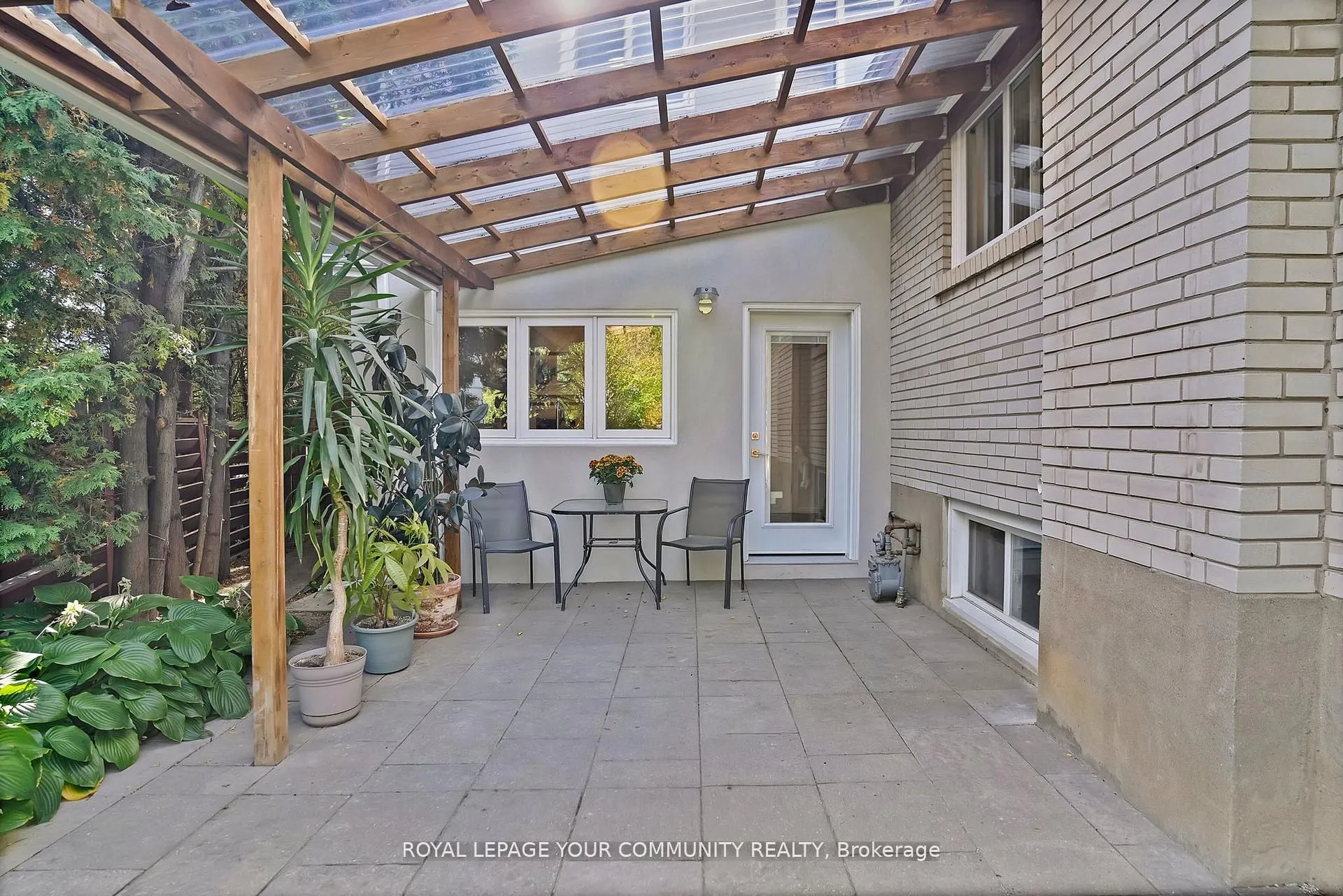 651 Burnhamthorpe Road