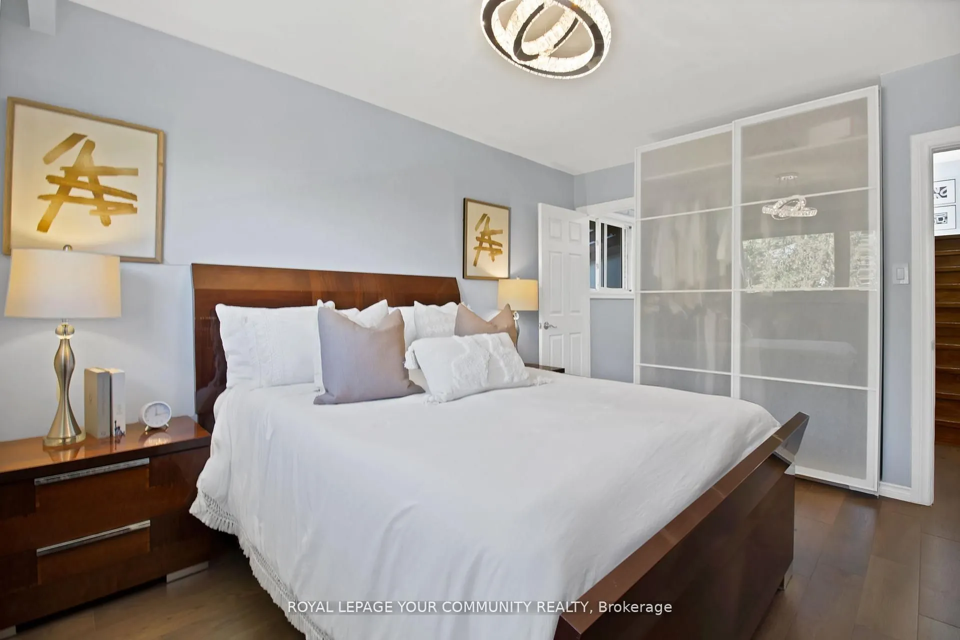 651 Burnhamthorpe Road