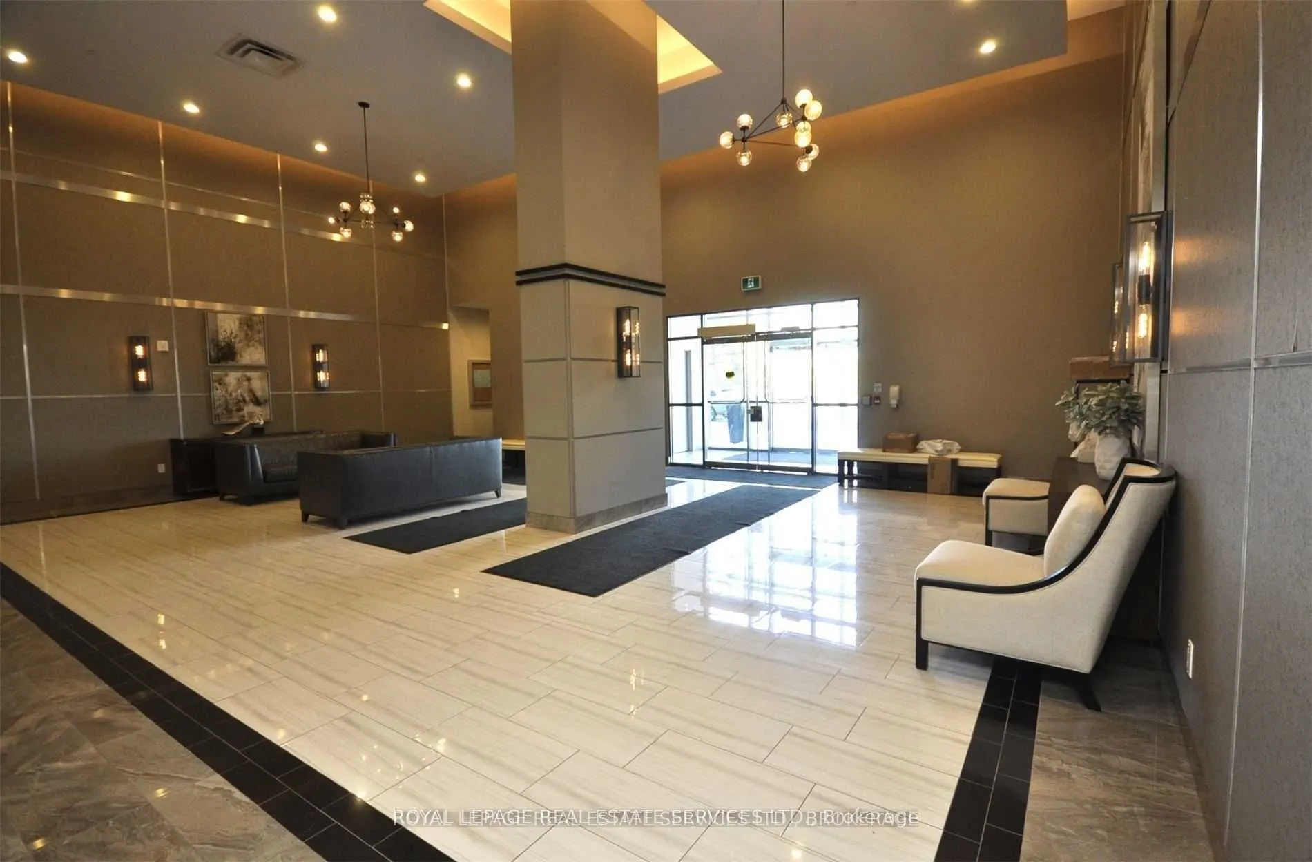 2486 Old Bronte Road, #413