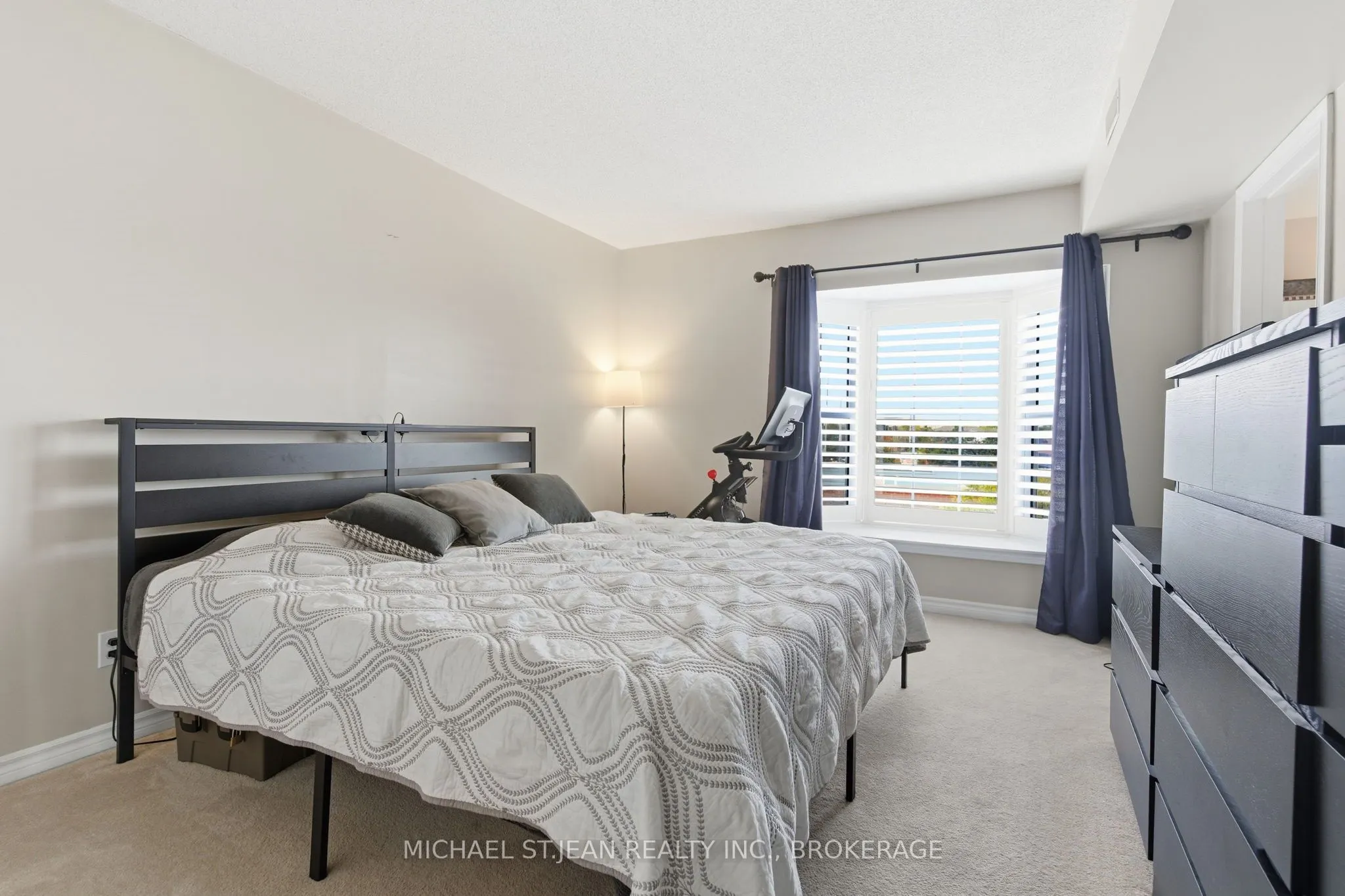 4003 Kilmer Drive, #402