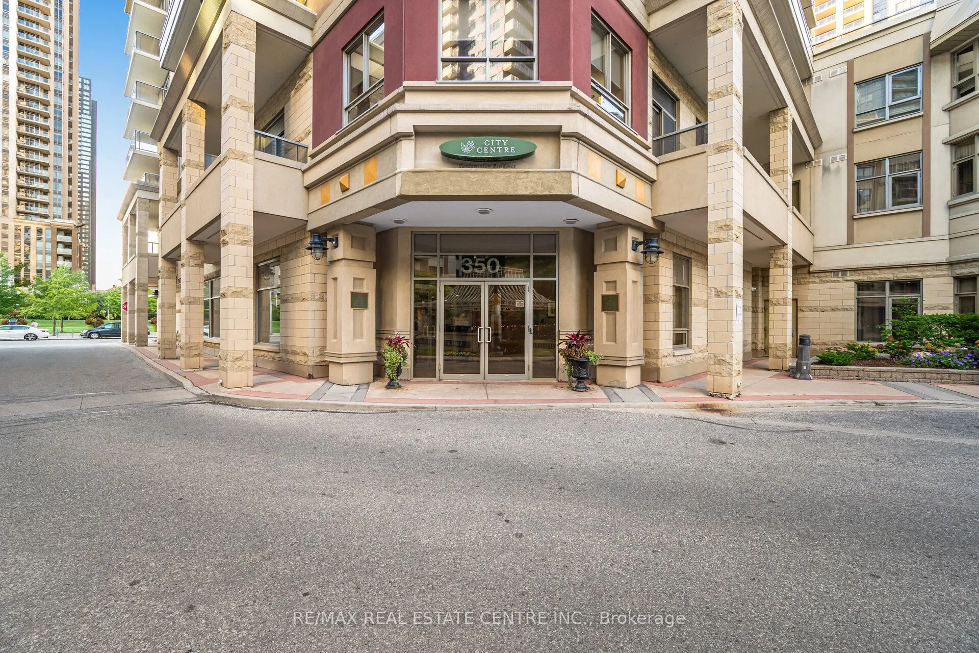 350 Princess Royal Drive, #209