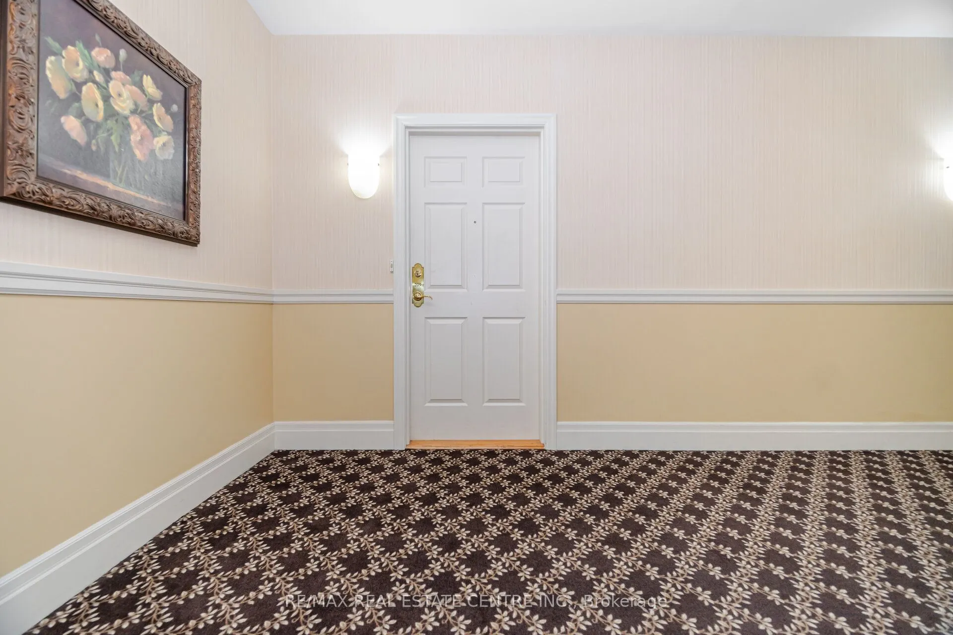 350 Princess Royal Drive, #209