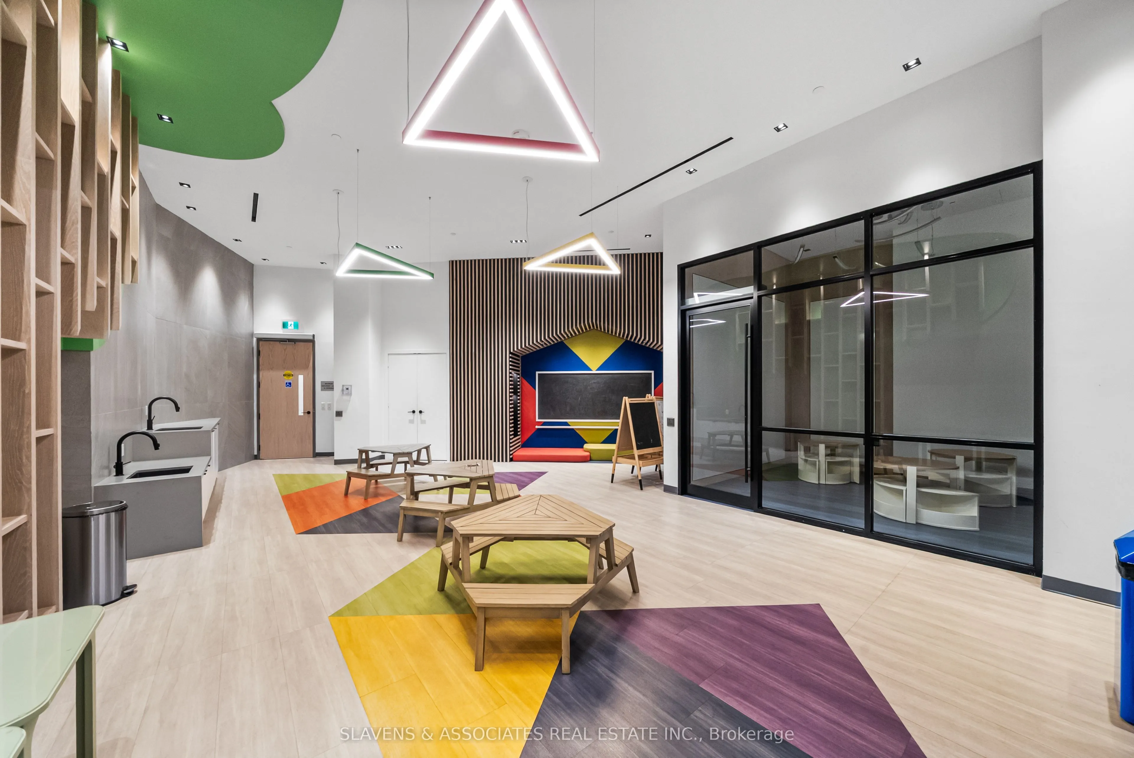 60 George Butchart Drive, #720