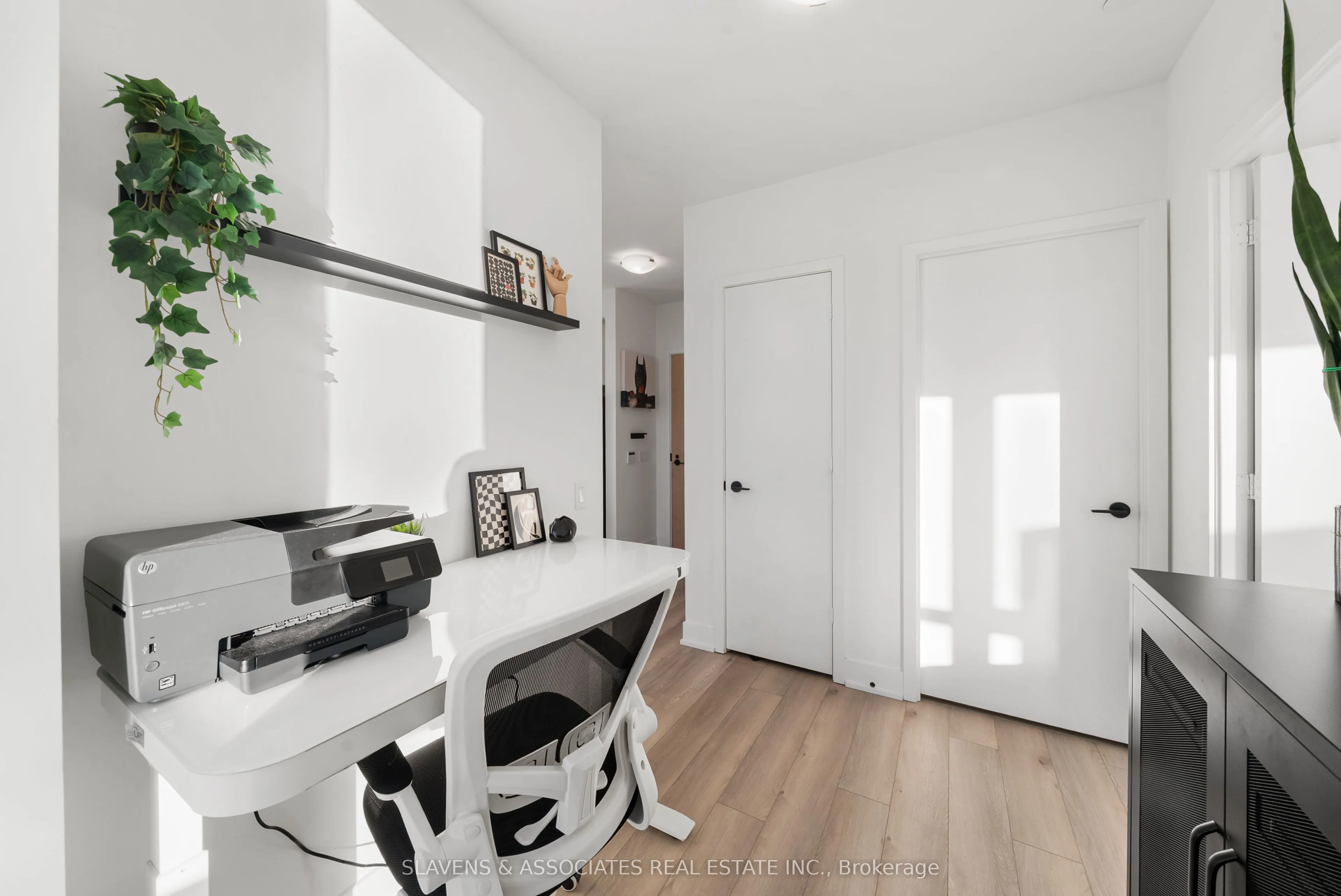 60 George Butchart Drive, #720