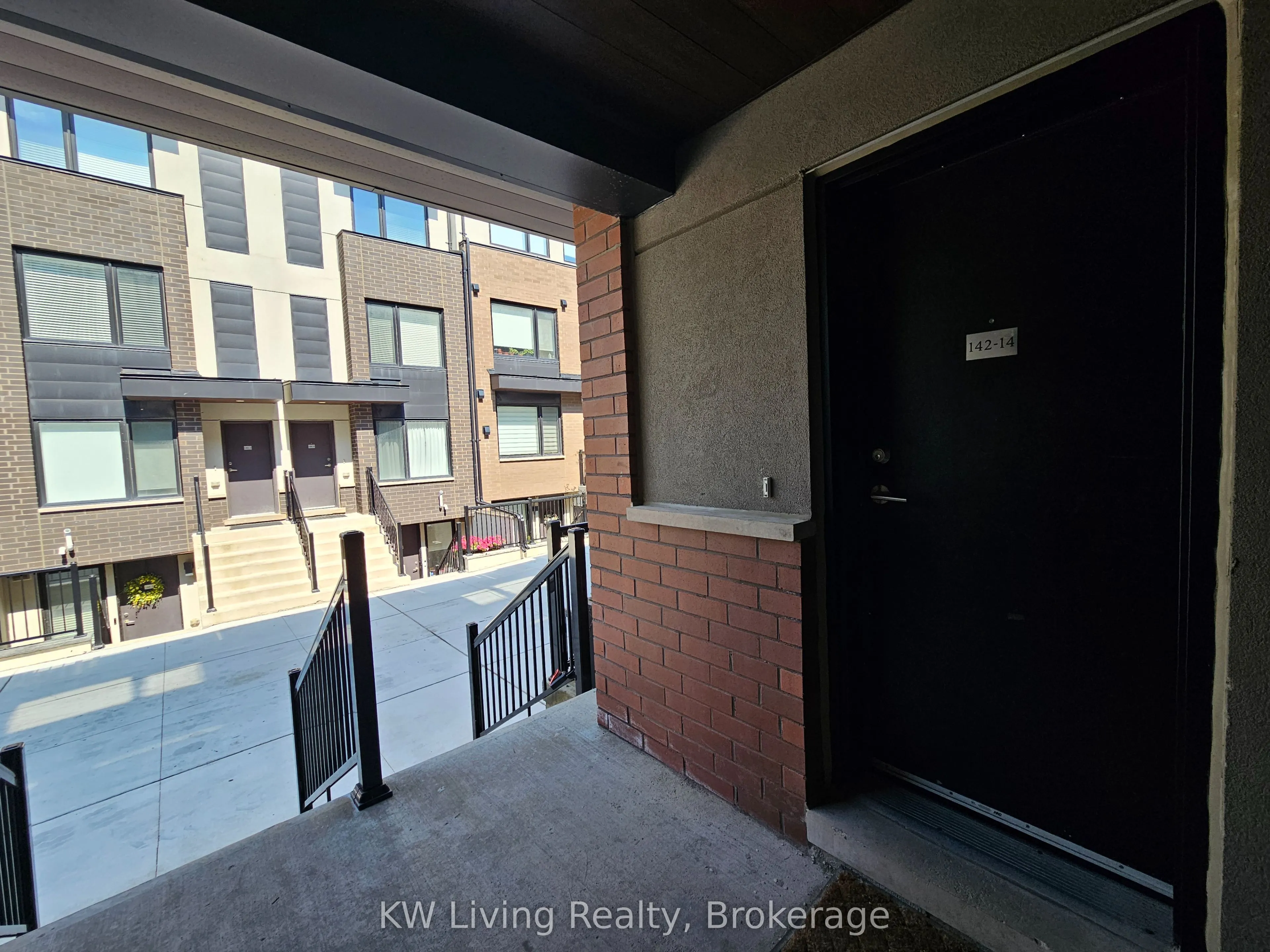 142 William Duncan Road, #14