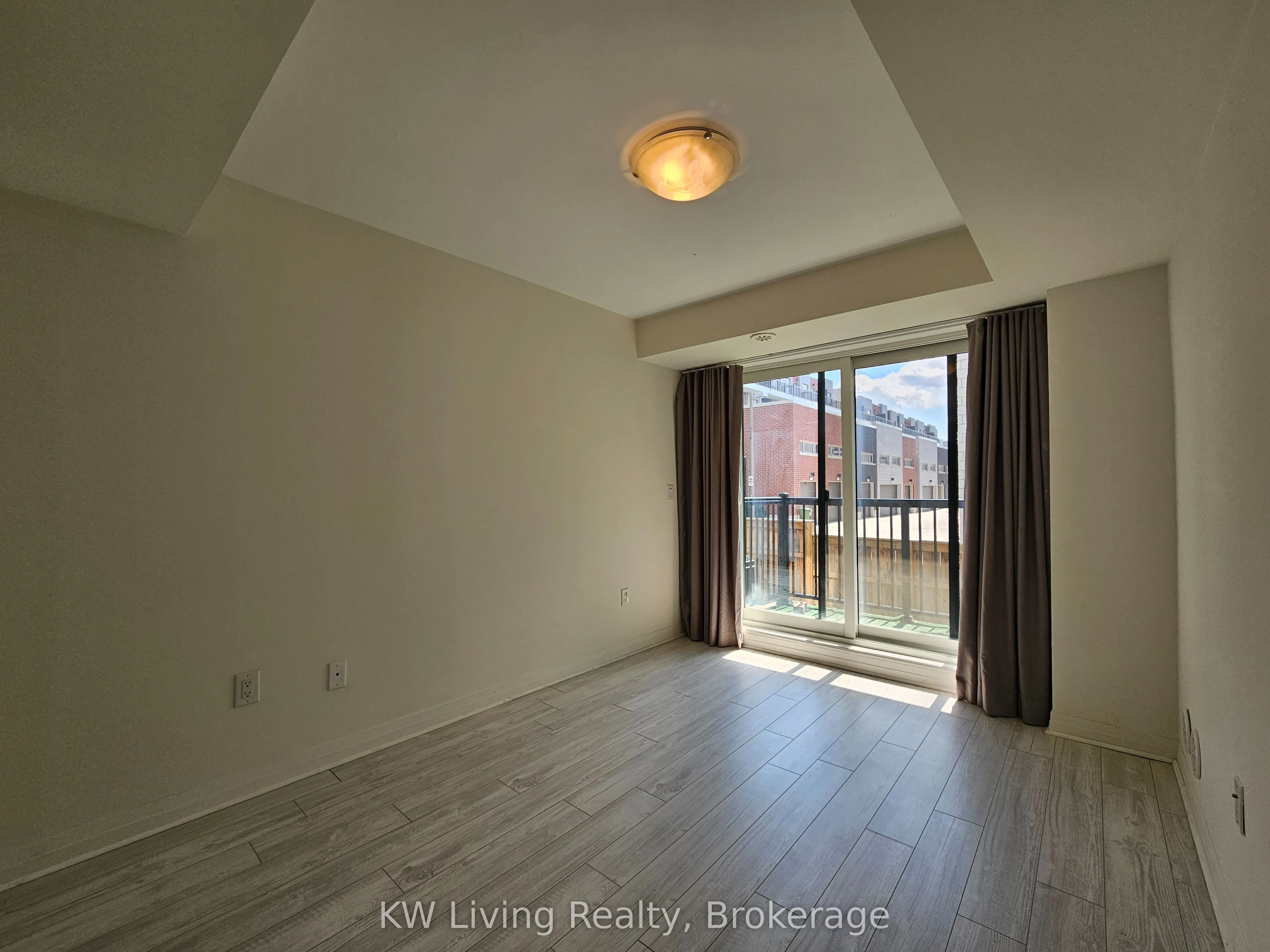 142 William Duncan Road, #14