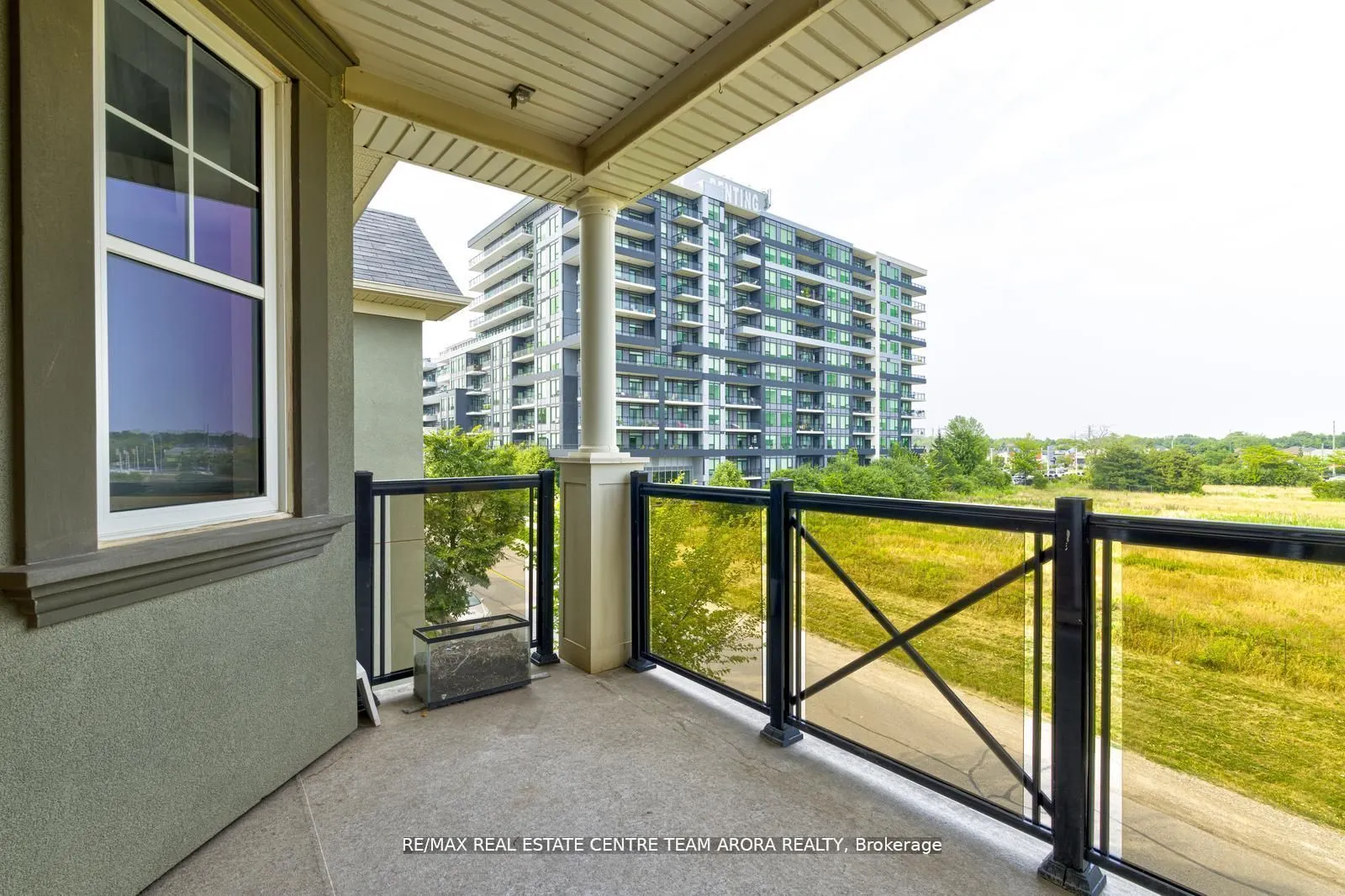 2326 Taunton Road, #303