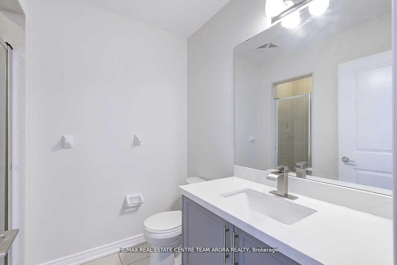 2326 Taunton Road, #303