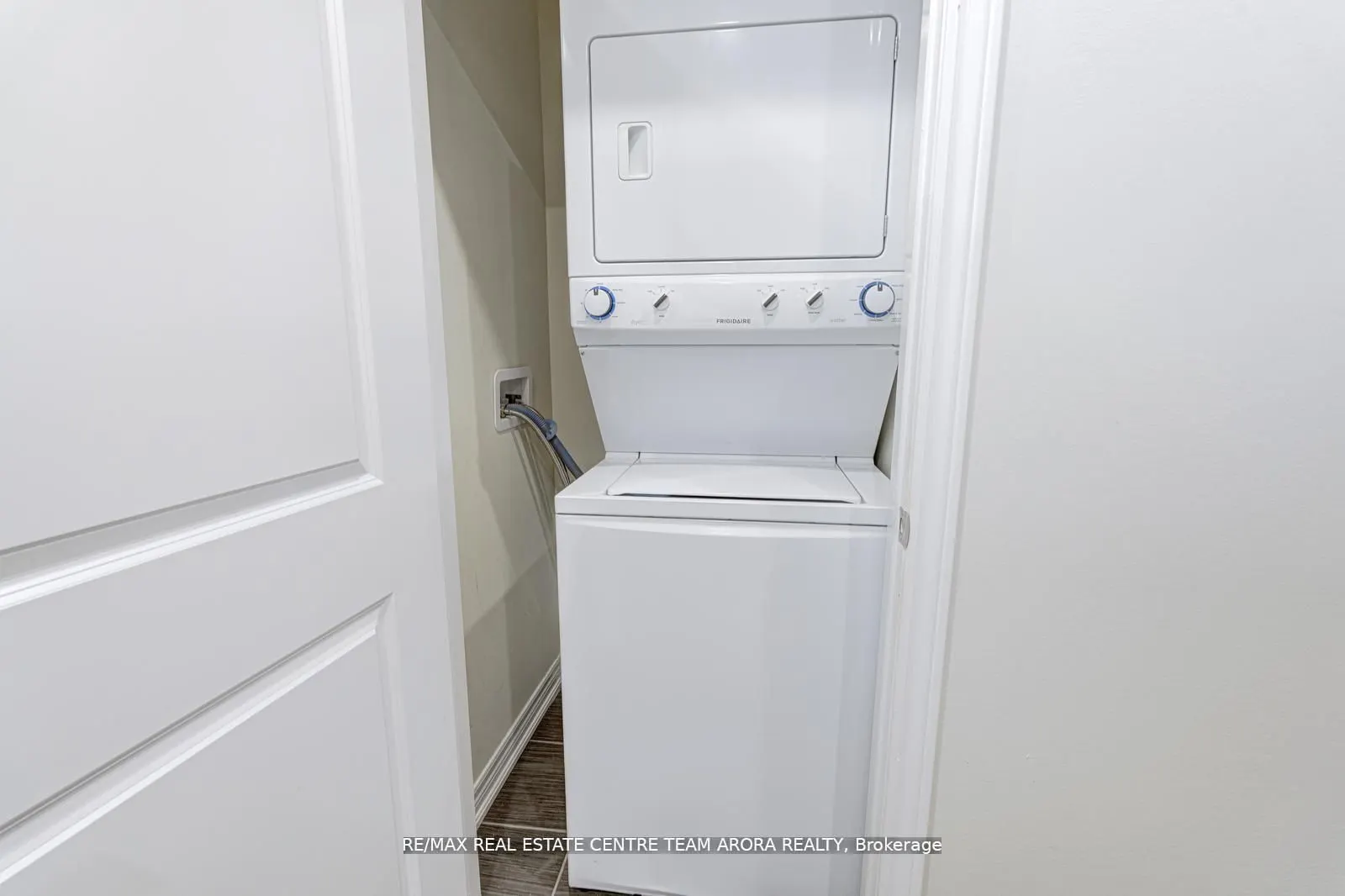 2326 Taunton Road, #303