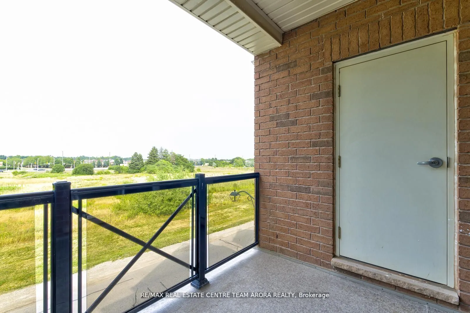 2326 Taunton Road, #303