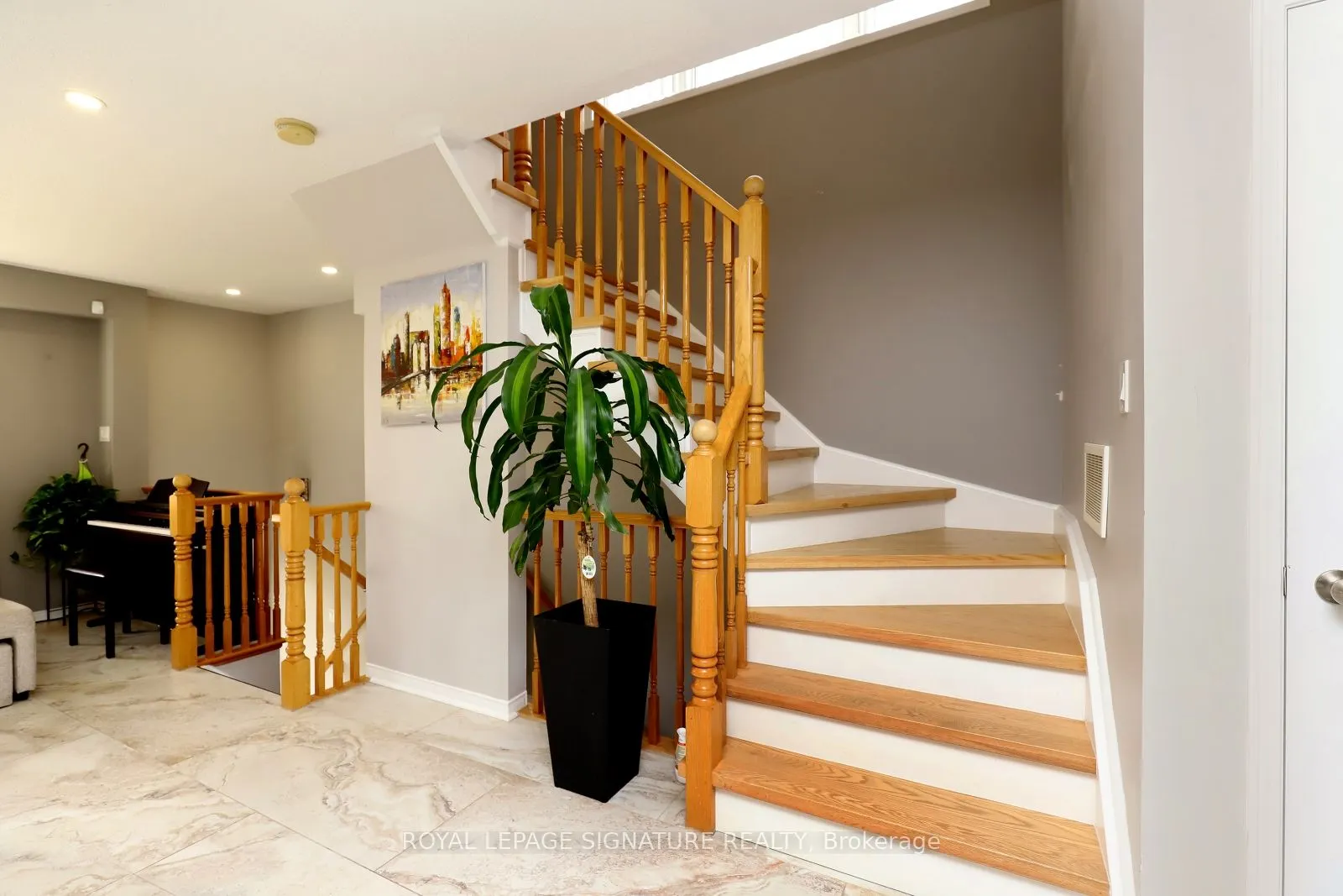 3025 Destination Drive, #9